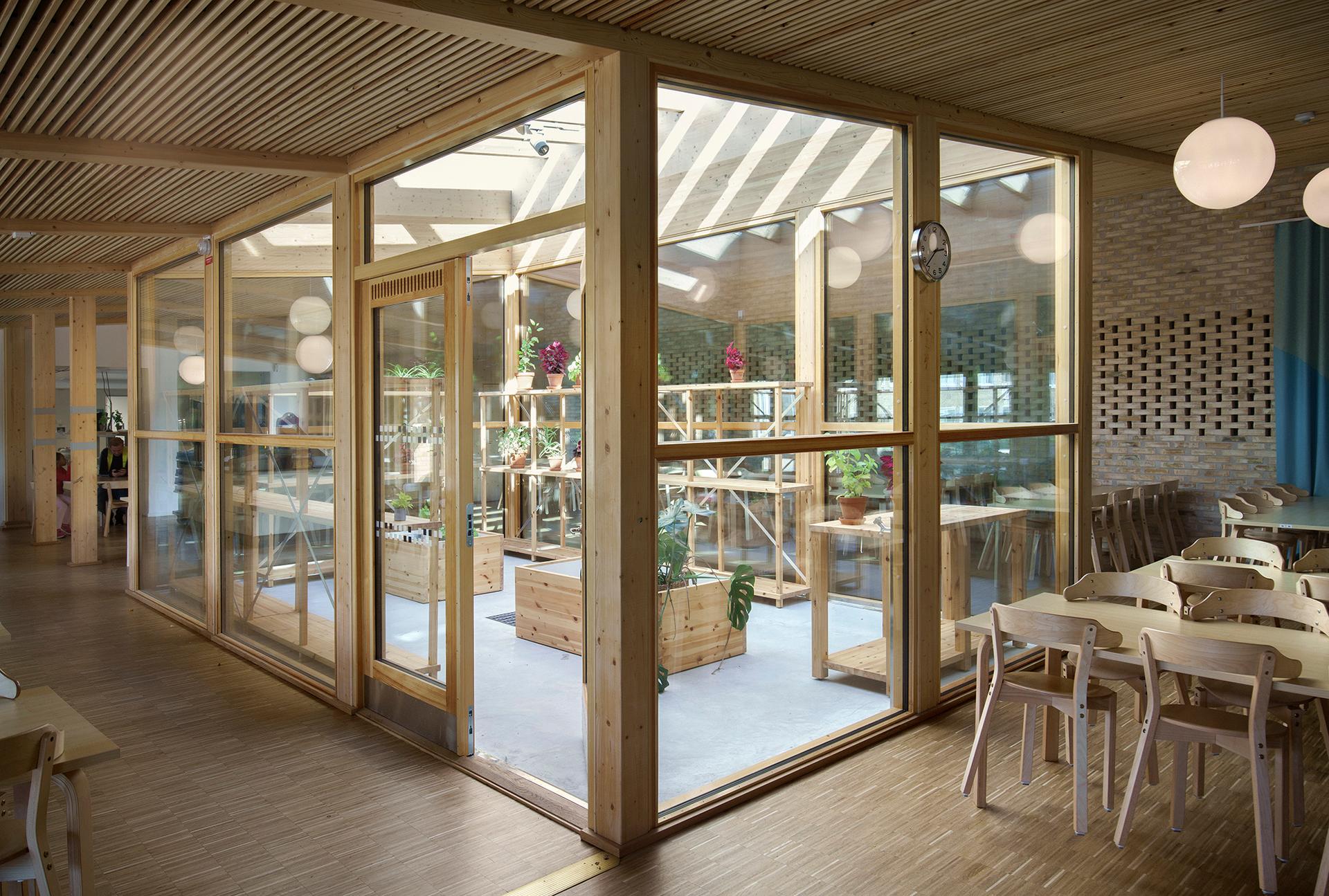Väsby School Canteen - image 5