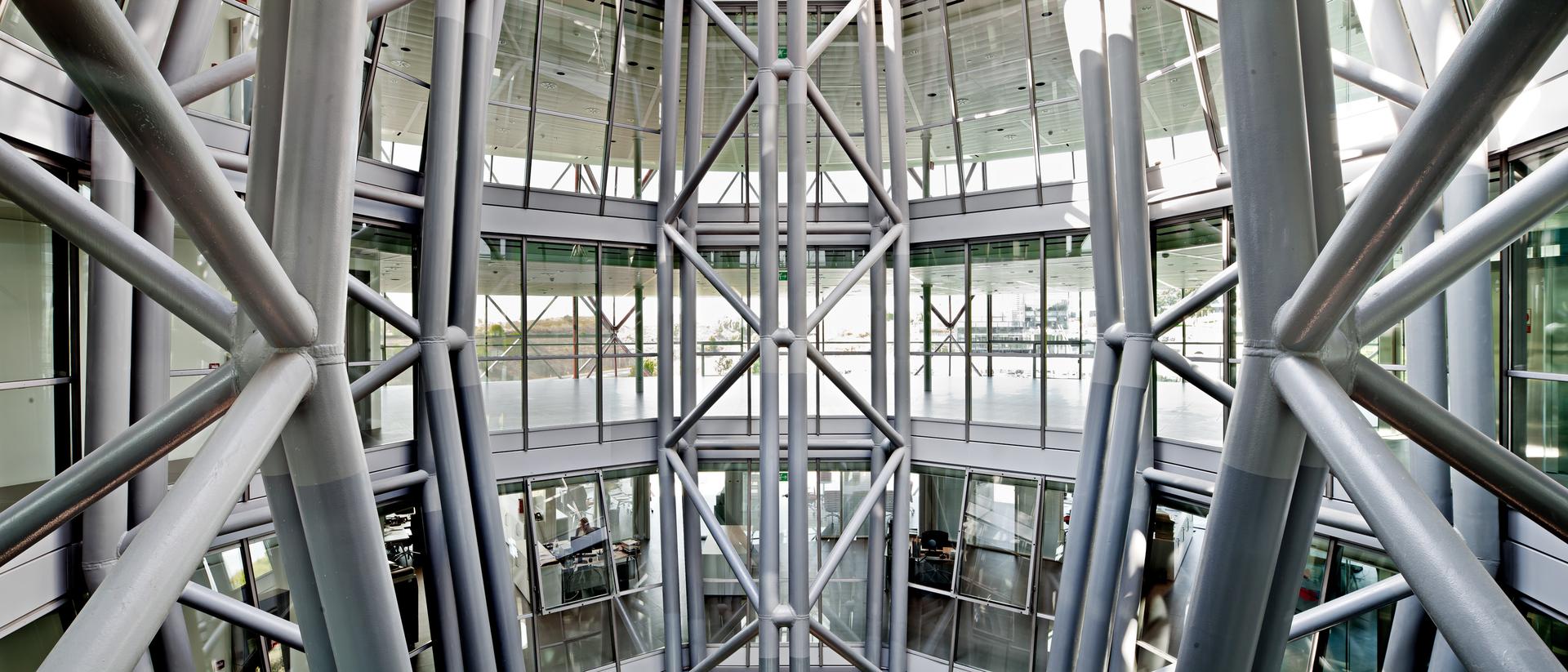 iGuzzini Illuminazione Ibérica Headquarters - image 11