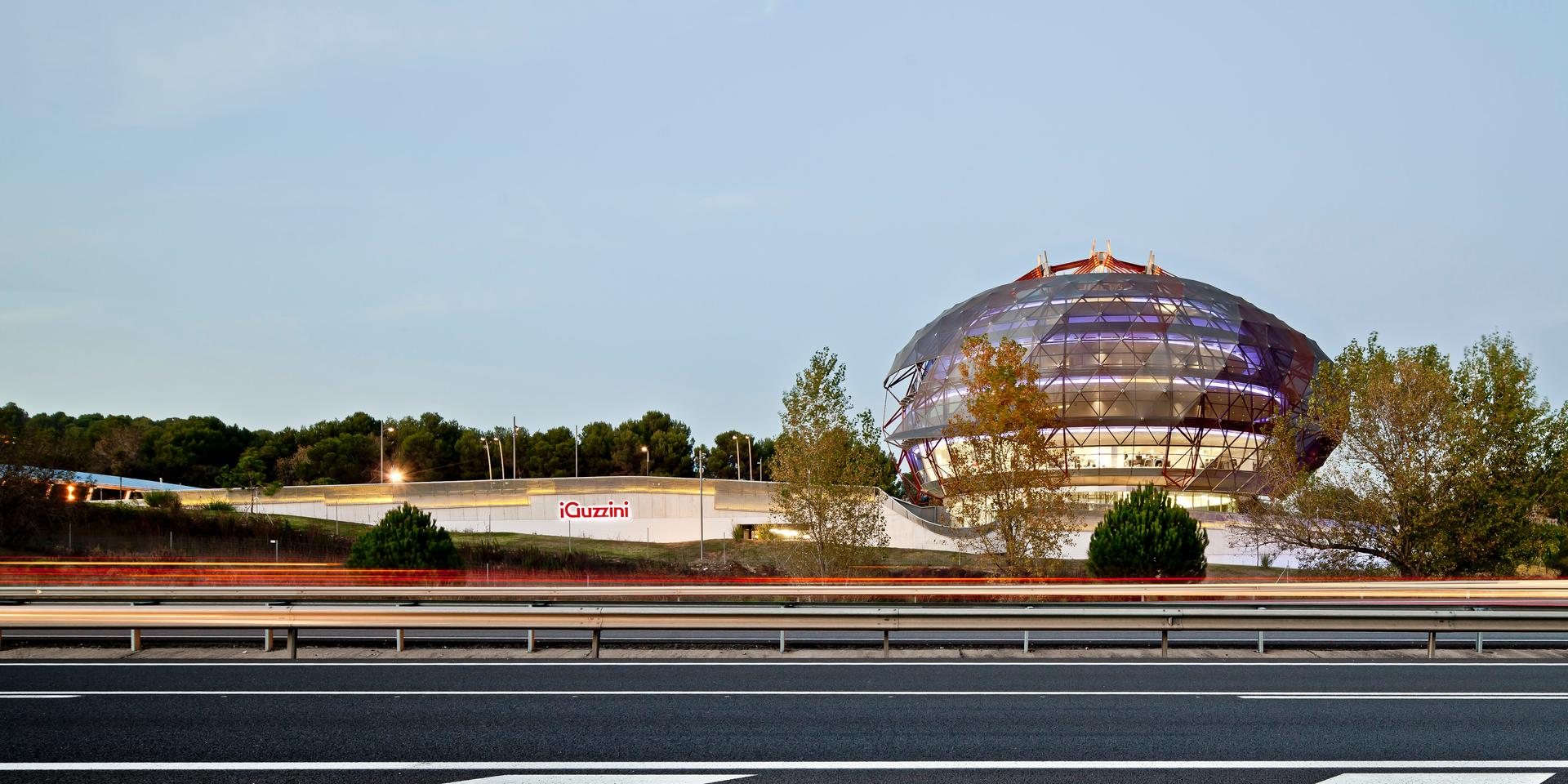 iGuzzini Illuminazione Ibérica Headquarters