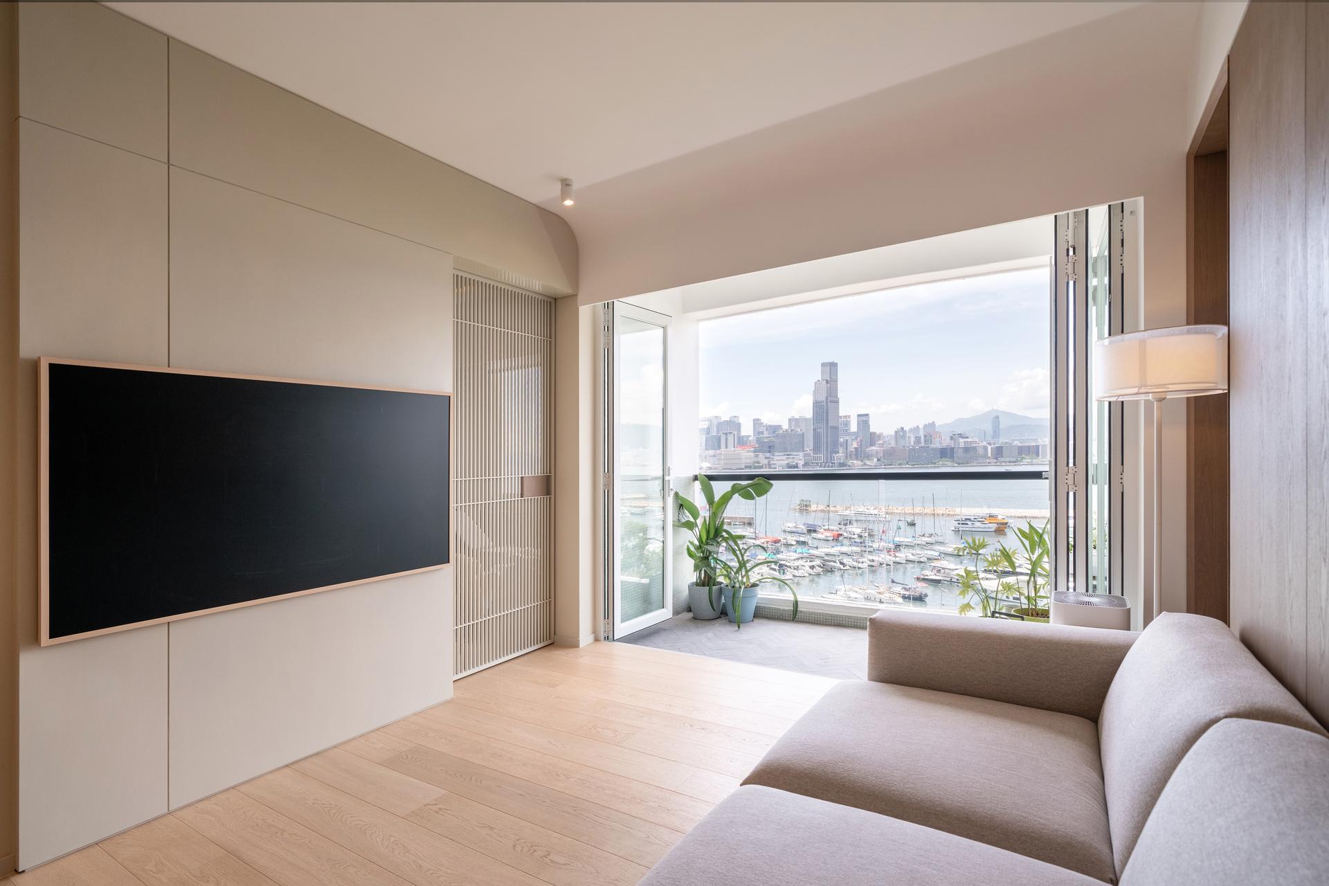 EF's residence - image 15