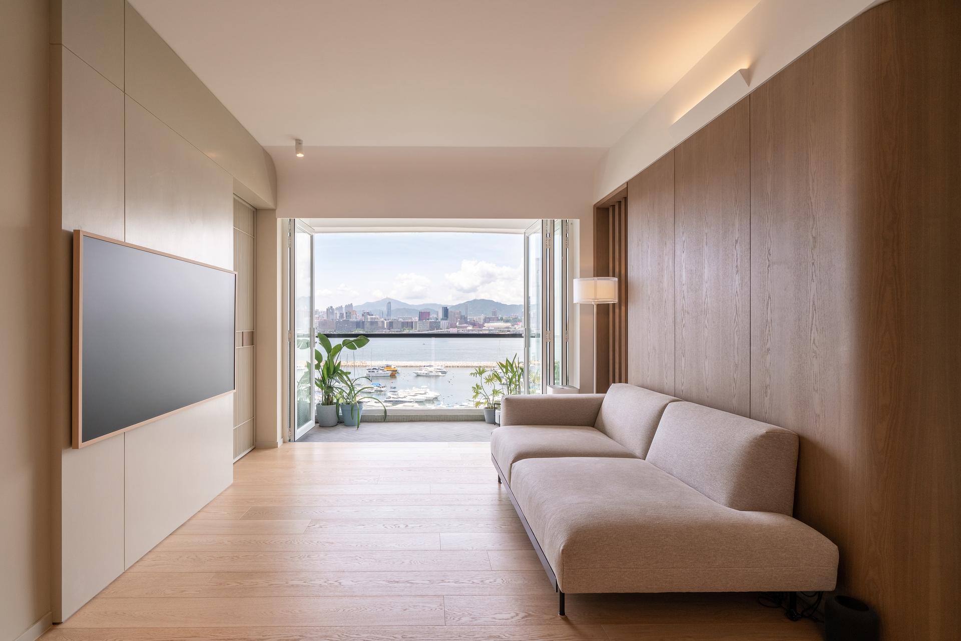 EF's residence - image 16