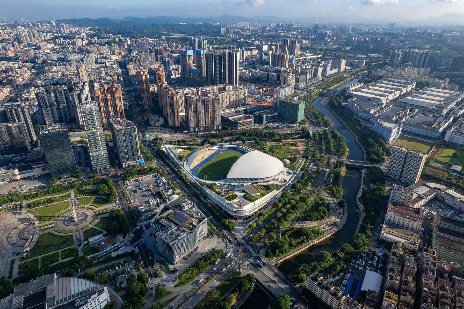 Longhua Cultural and Sports Center