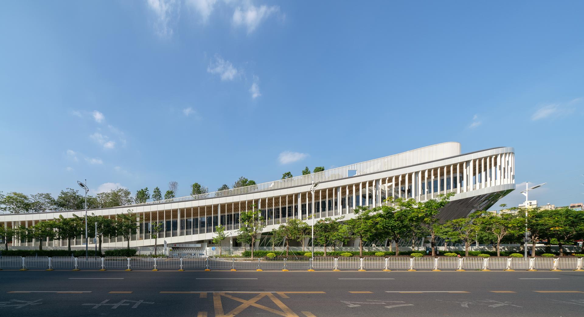 Longhua Cultural and Sports Center - image 3