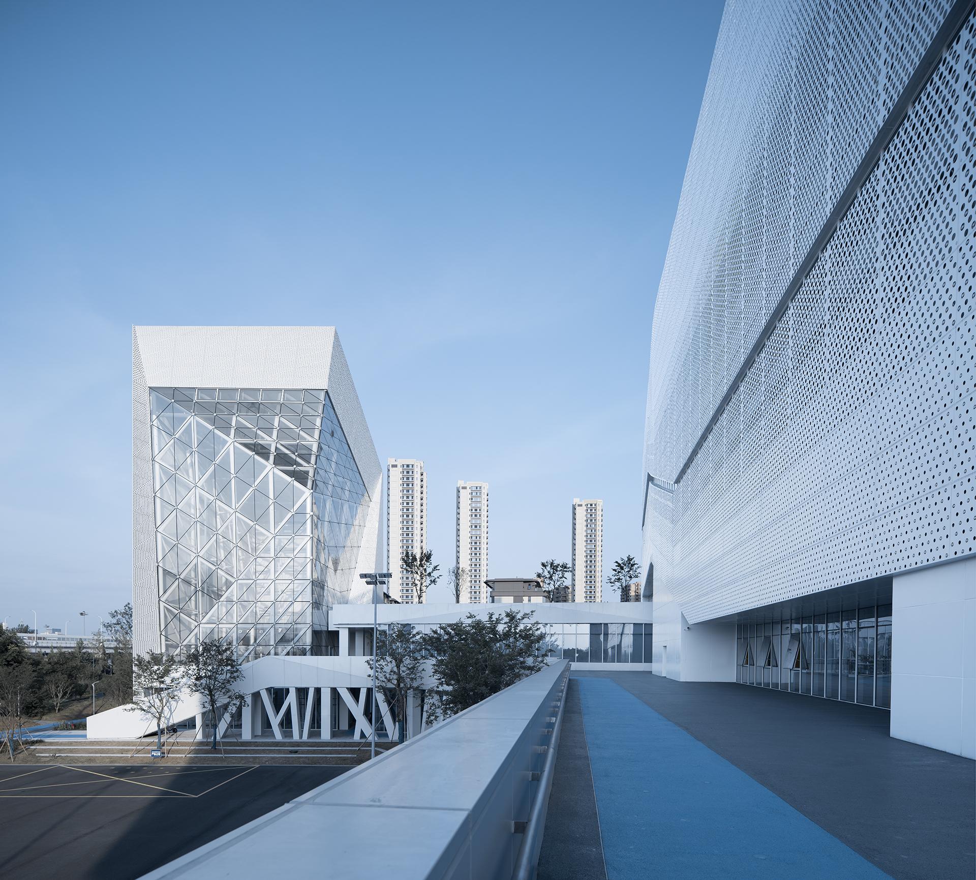 Xiasha University Town North Sports Center - image 10
