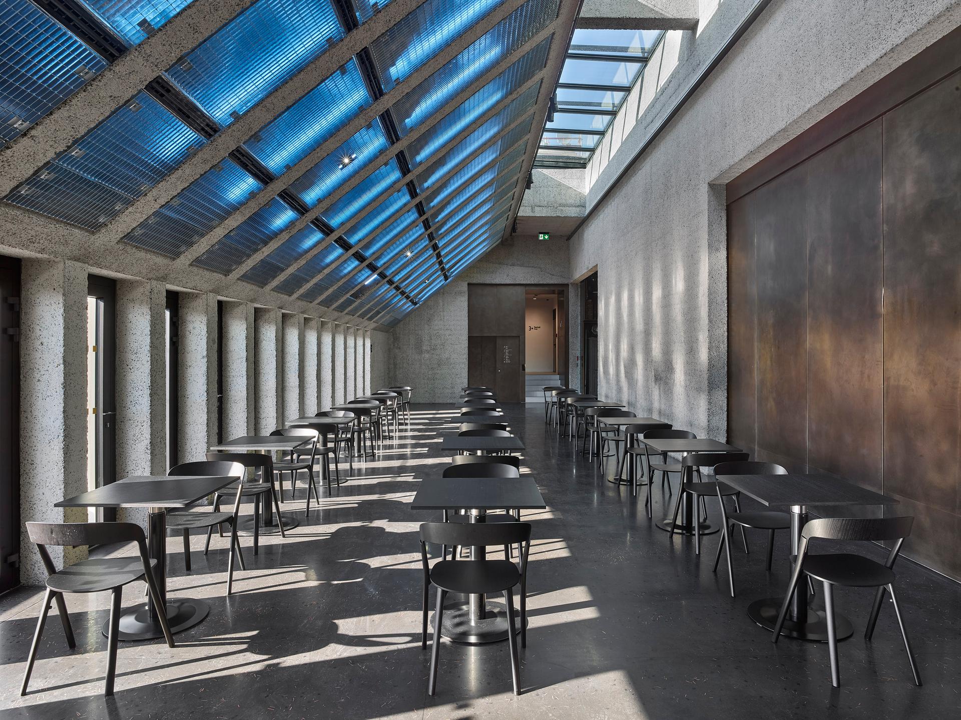 Kunsthalle Praha - image 3