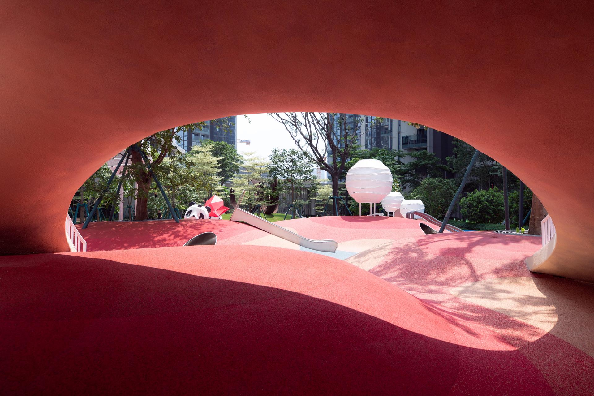 Natural and Organic: Red Dunes Playtopia