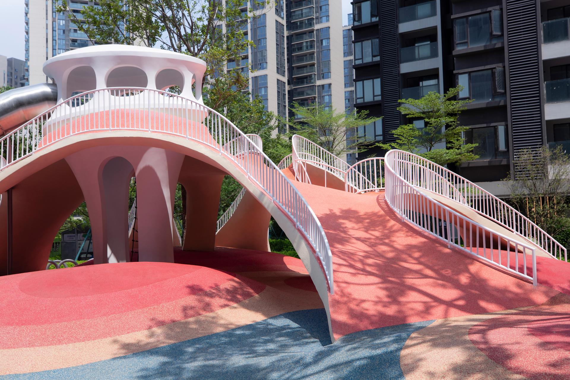 Natural and Organic: Red Dunes Playtopia - image 9