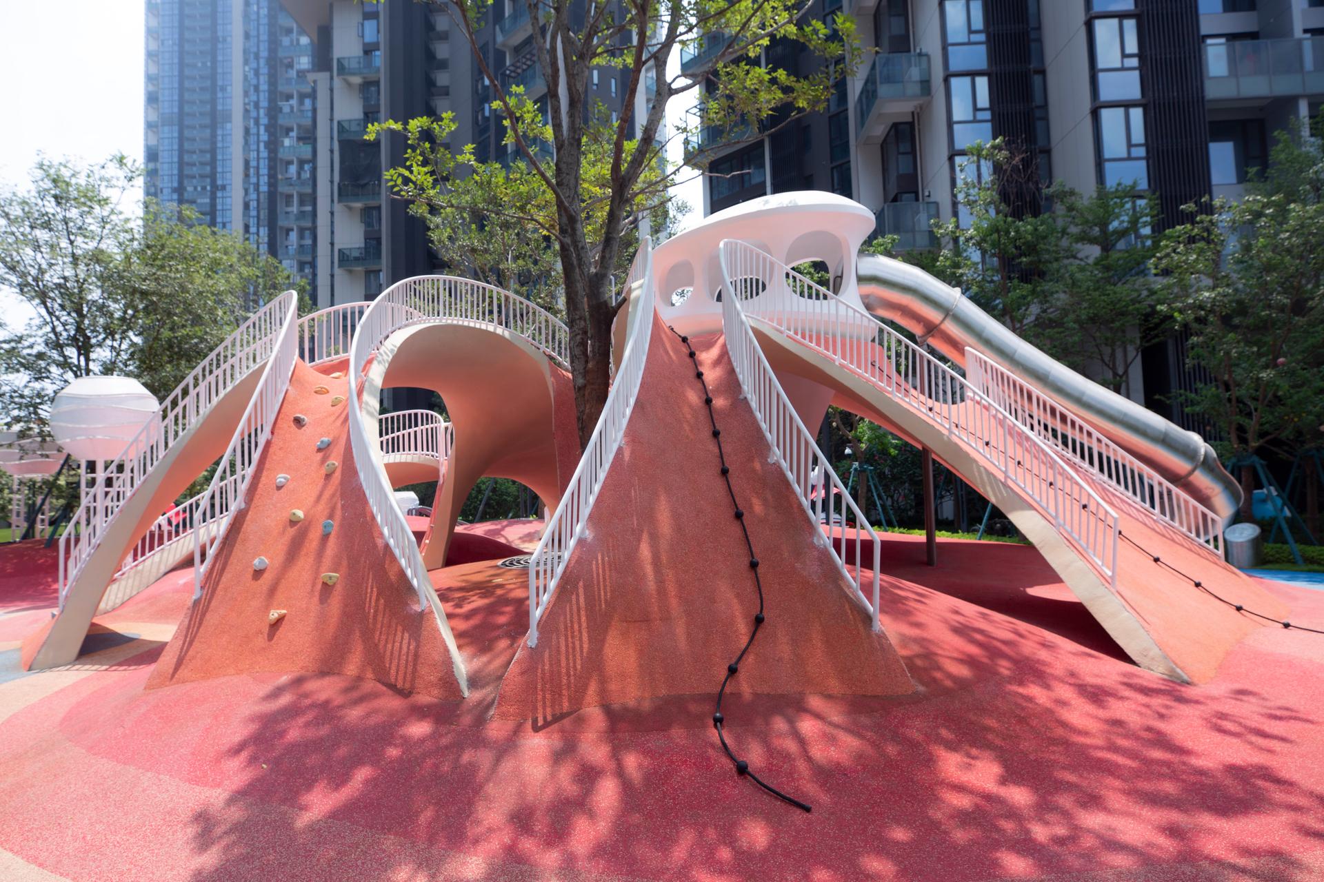 Natural and Organic: Red Dunes Playtopia - image 12