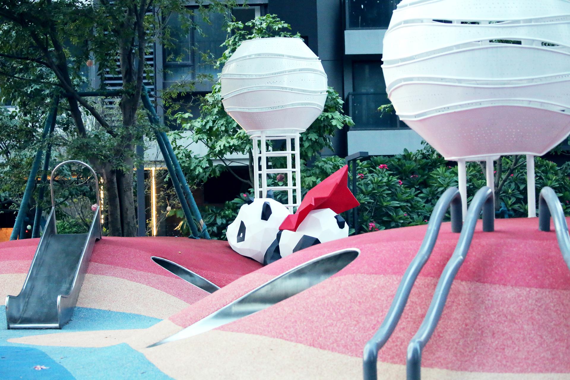 Natural and Organic: Red Dunes Playtopia - image 5