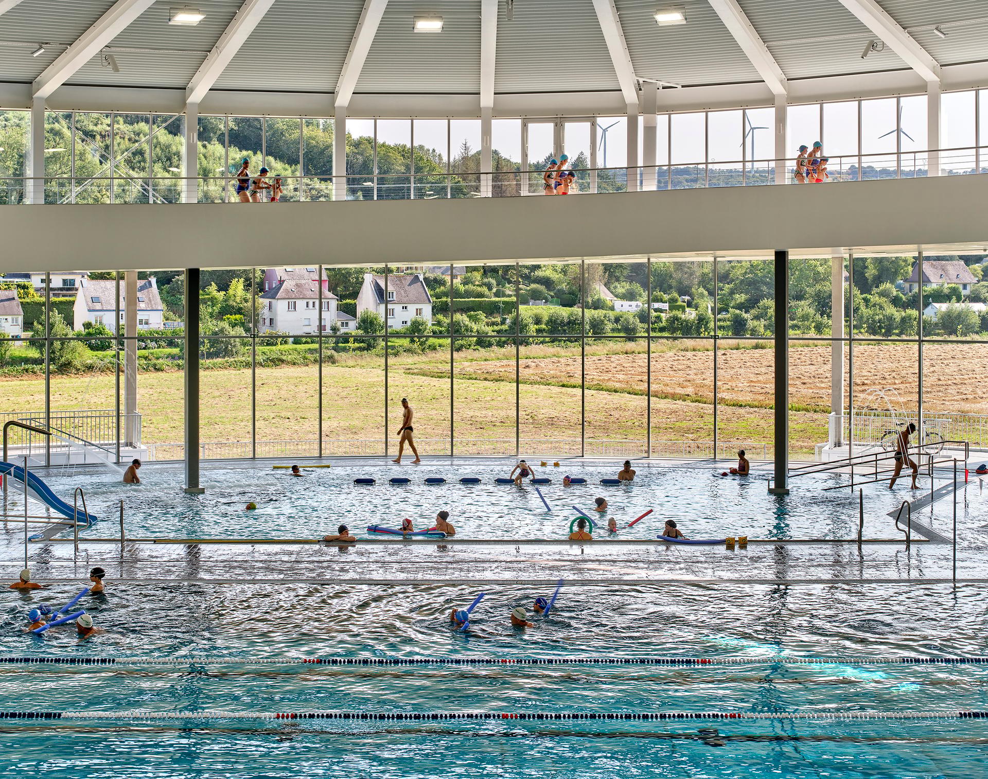 Community Swimming Pool, Châteaulin - image 4