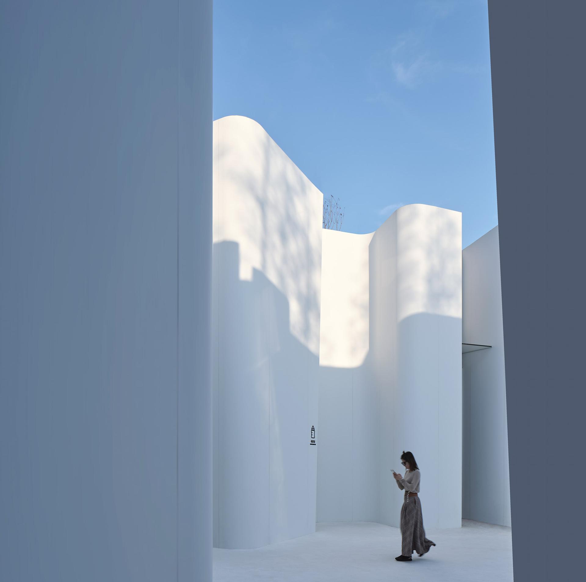 Atour Village Public Restroom - image 7