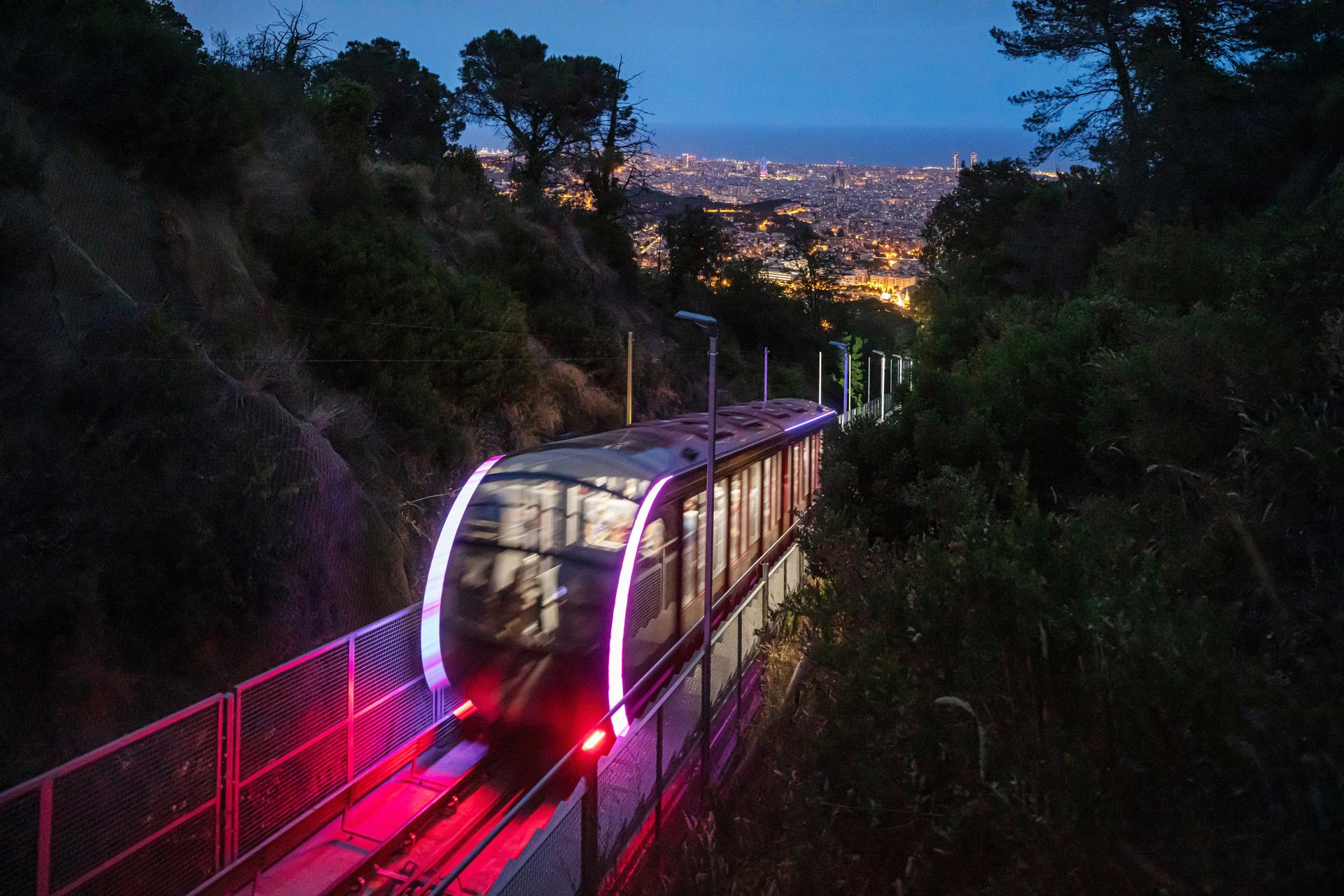 CUCADELLUM - Funicular to the Tibidabo Amusement Park - image 5