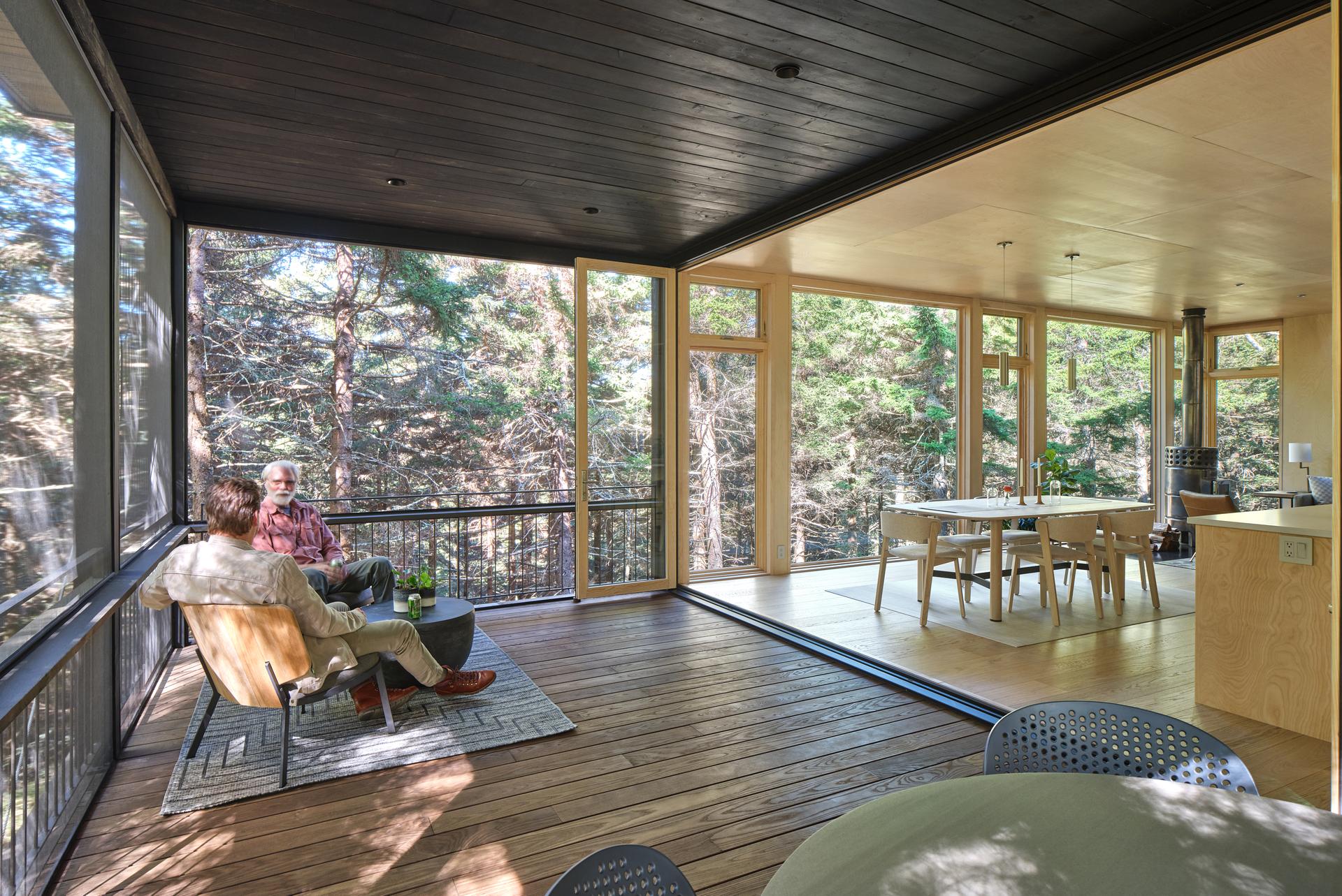 Spruce Ridge Cabin - image 16
