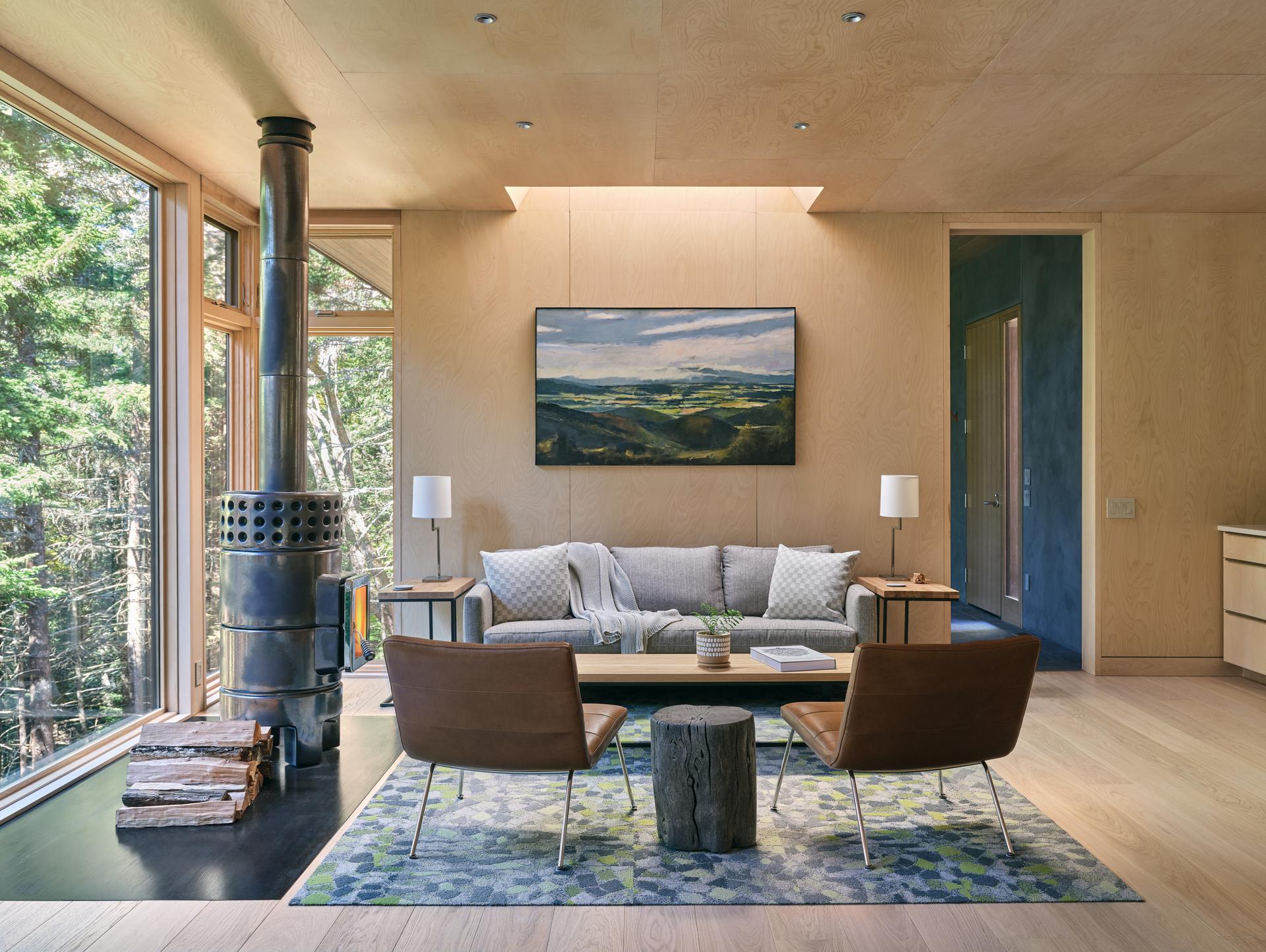 Spruce Ridge Cabin - image 9