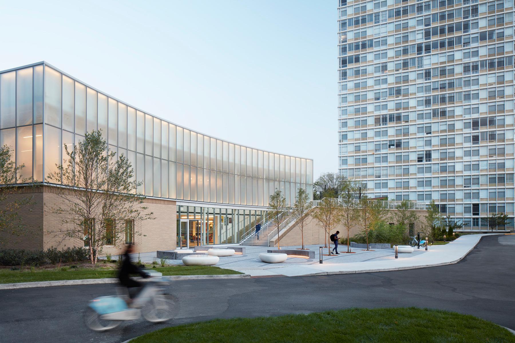 The Hub at Prairie Shores - image 9