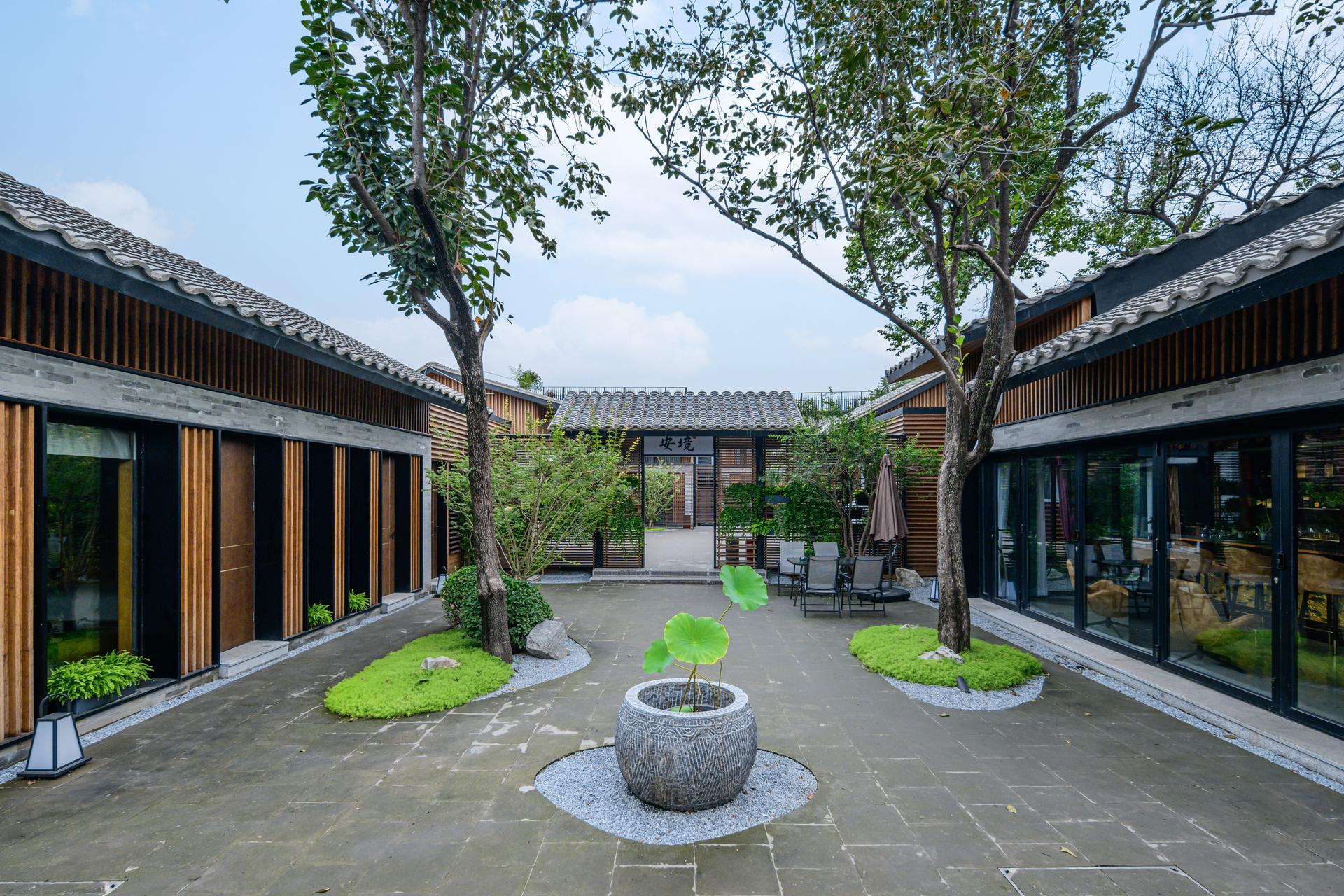 Courtyards Renovation of the Moshikou Neighborhood - image 8