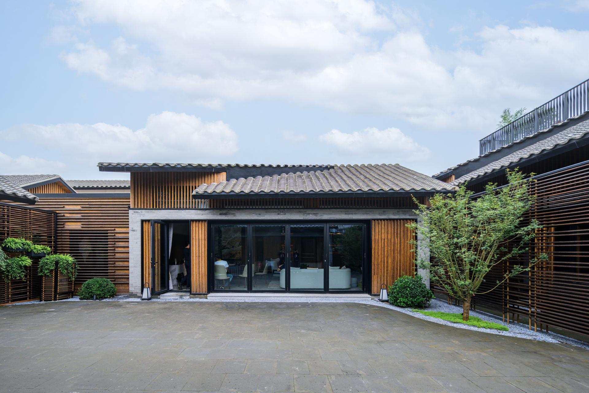 Courtyards Renovation of the Moshikou Neighborhood - image 9