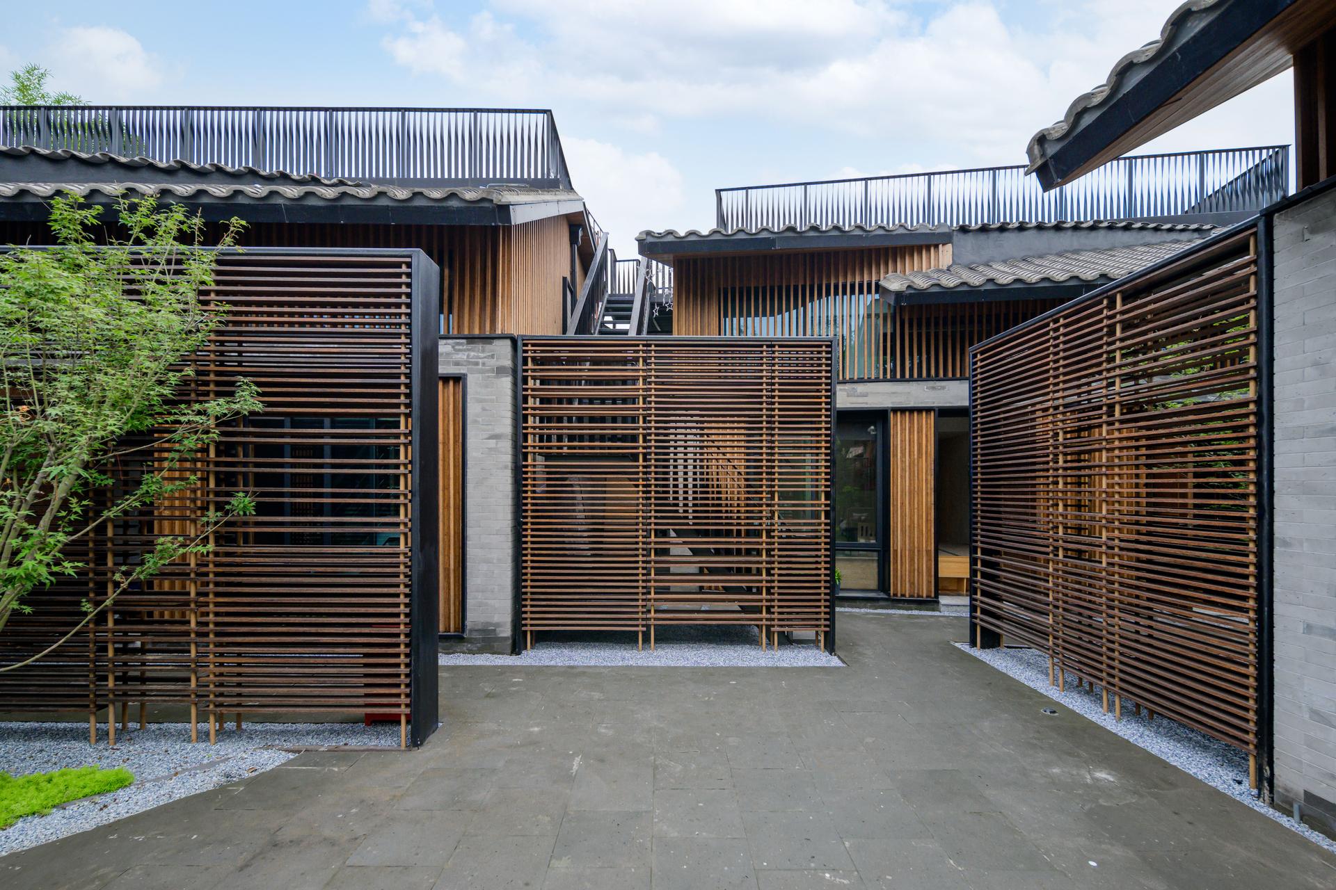 Courtyards Renovation of the Moshikou Neighborhood - image 10