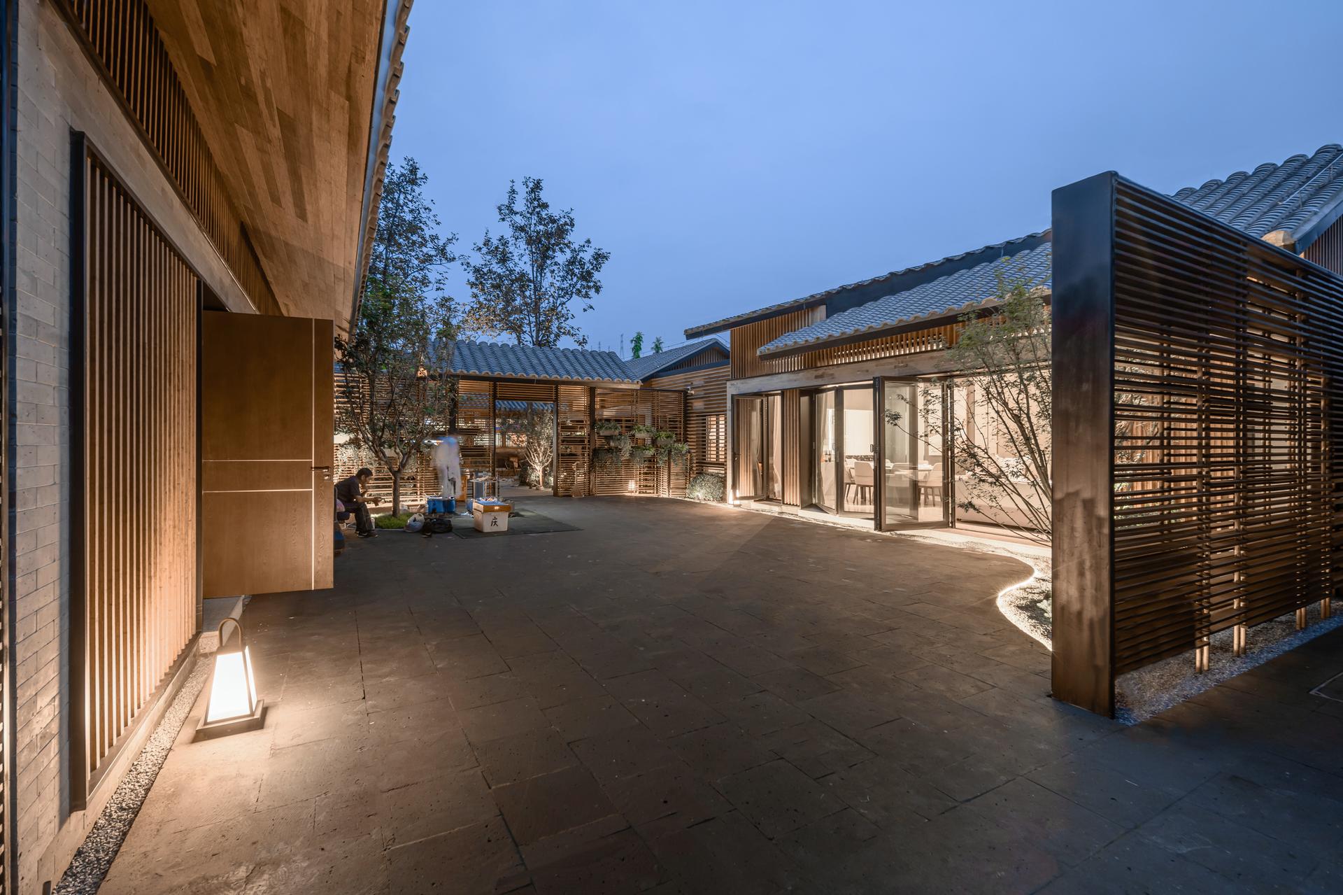 Courtyards Renovation of the Moshikou Neighborhood - image 14