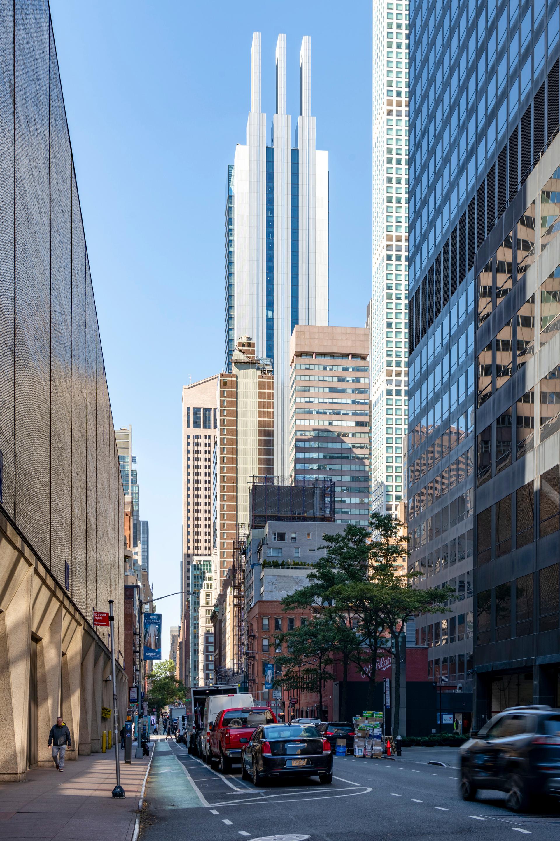 425 Park Avenue - image 10