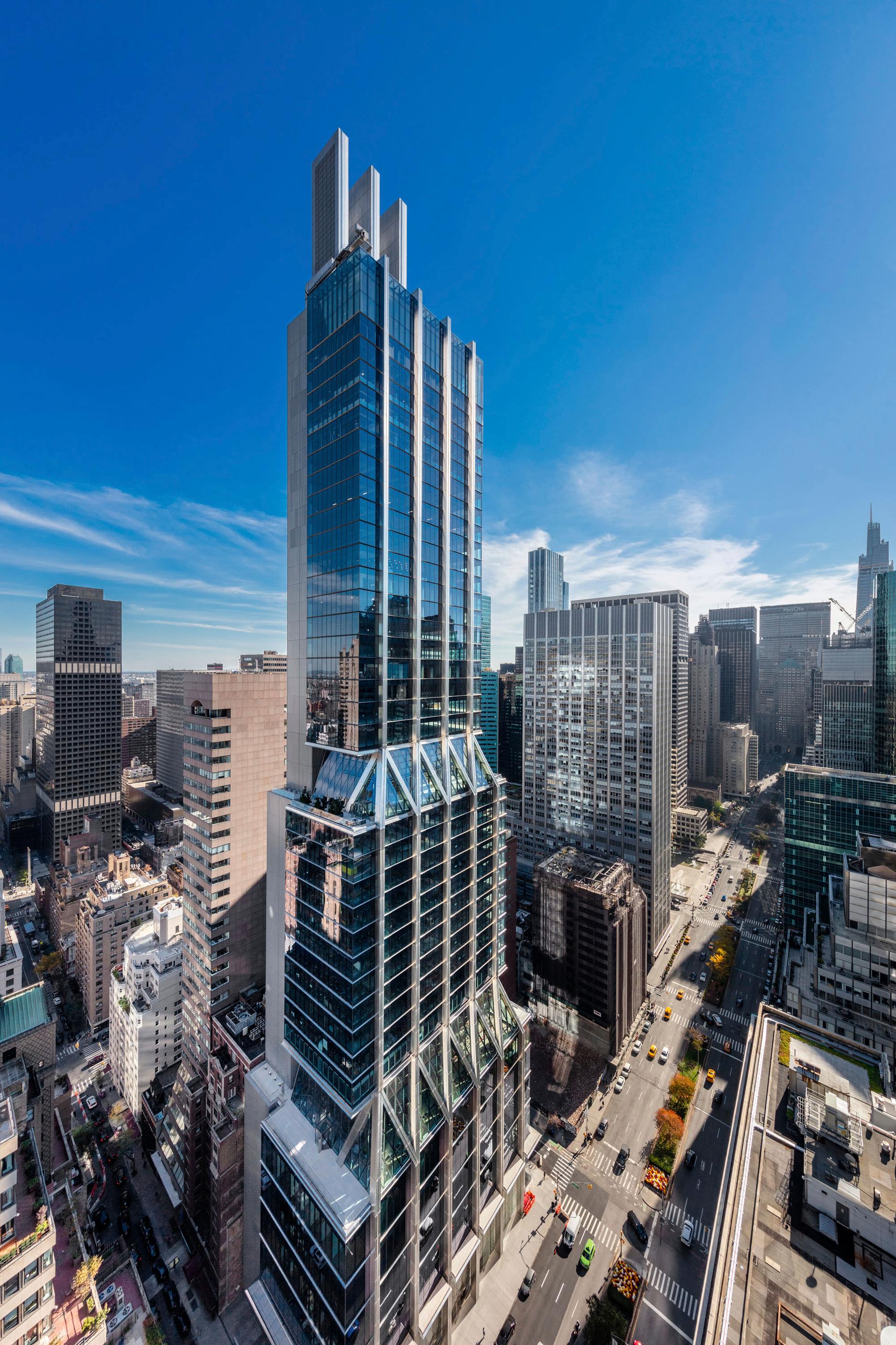 425 Park Avenue - image 8