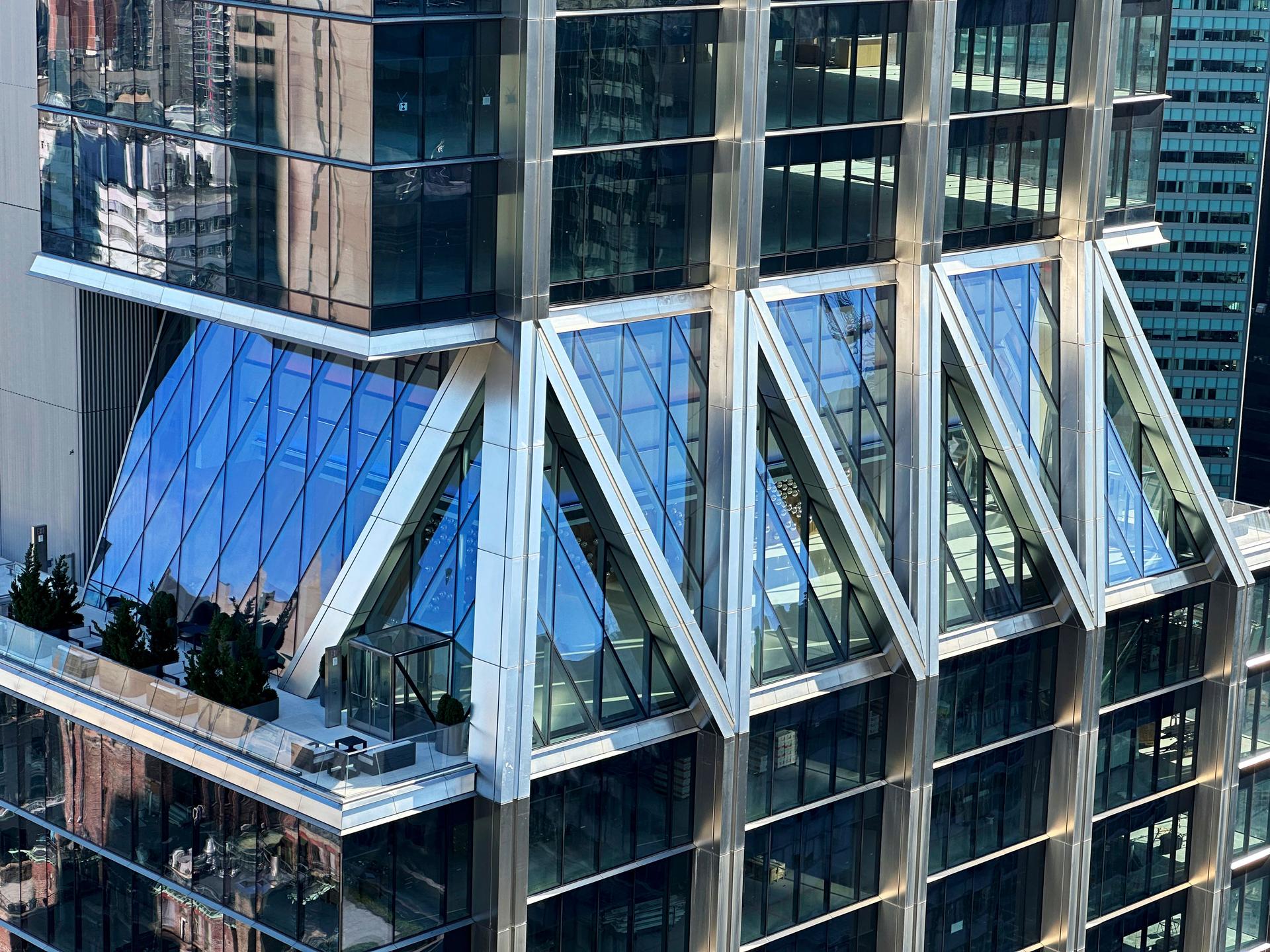 425 Park Avenue - image 2
