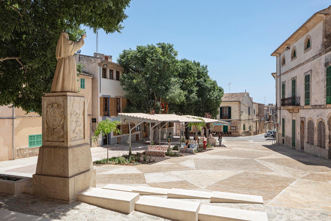 Plaza de la Villa - image 8