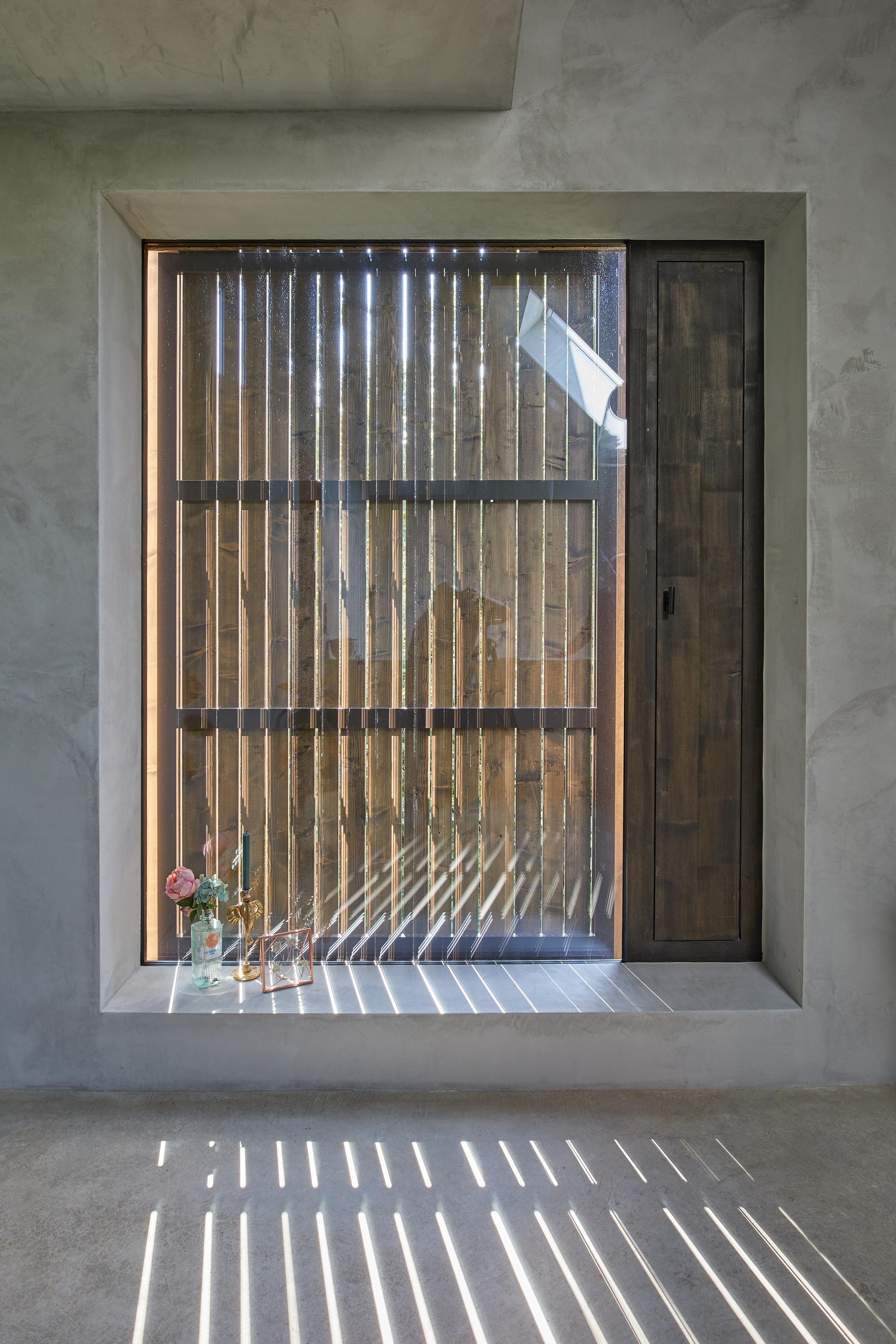 Residential barn in a hamlet zone - image 7