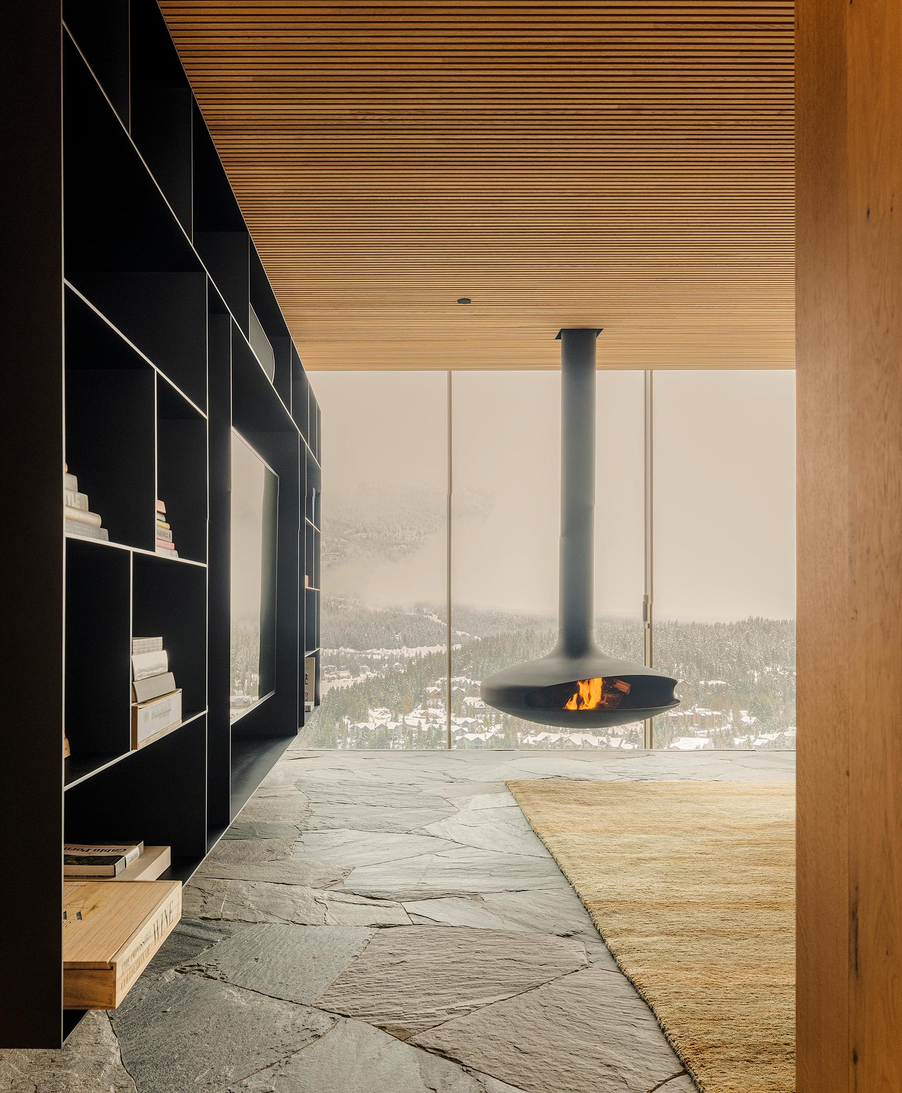 Flag House - image 11