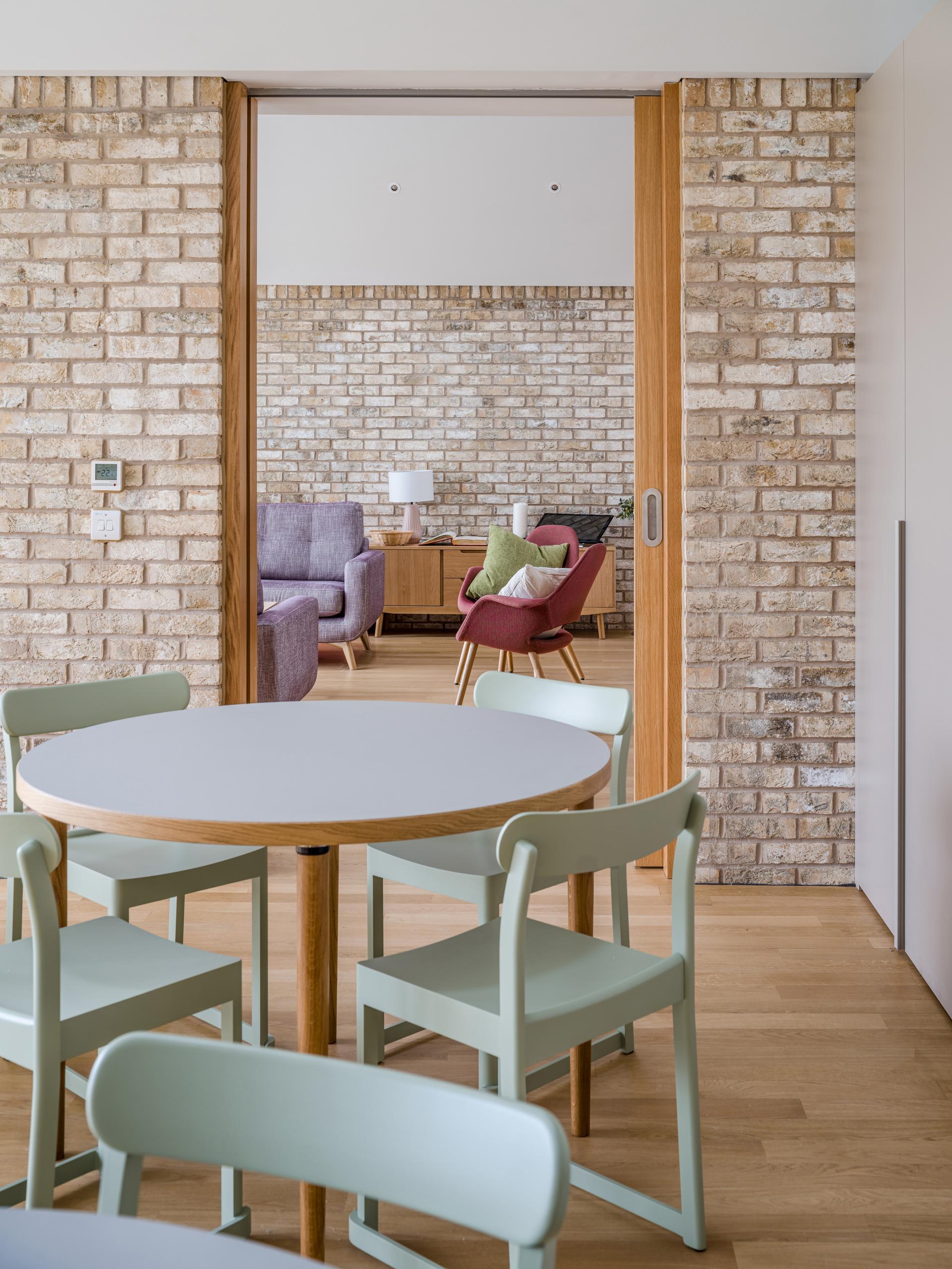 Alder Centre - image 7