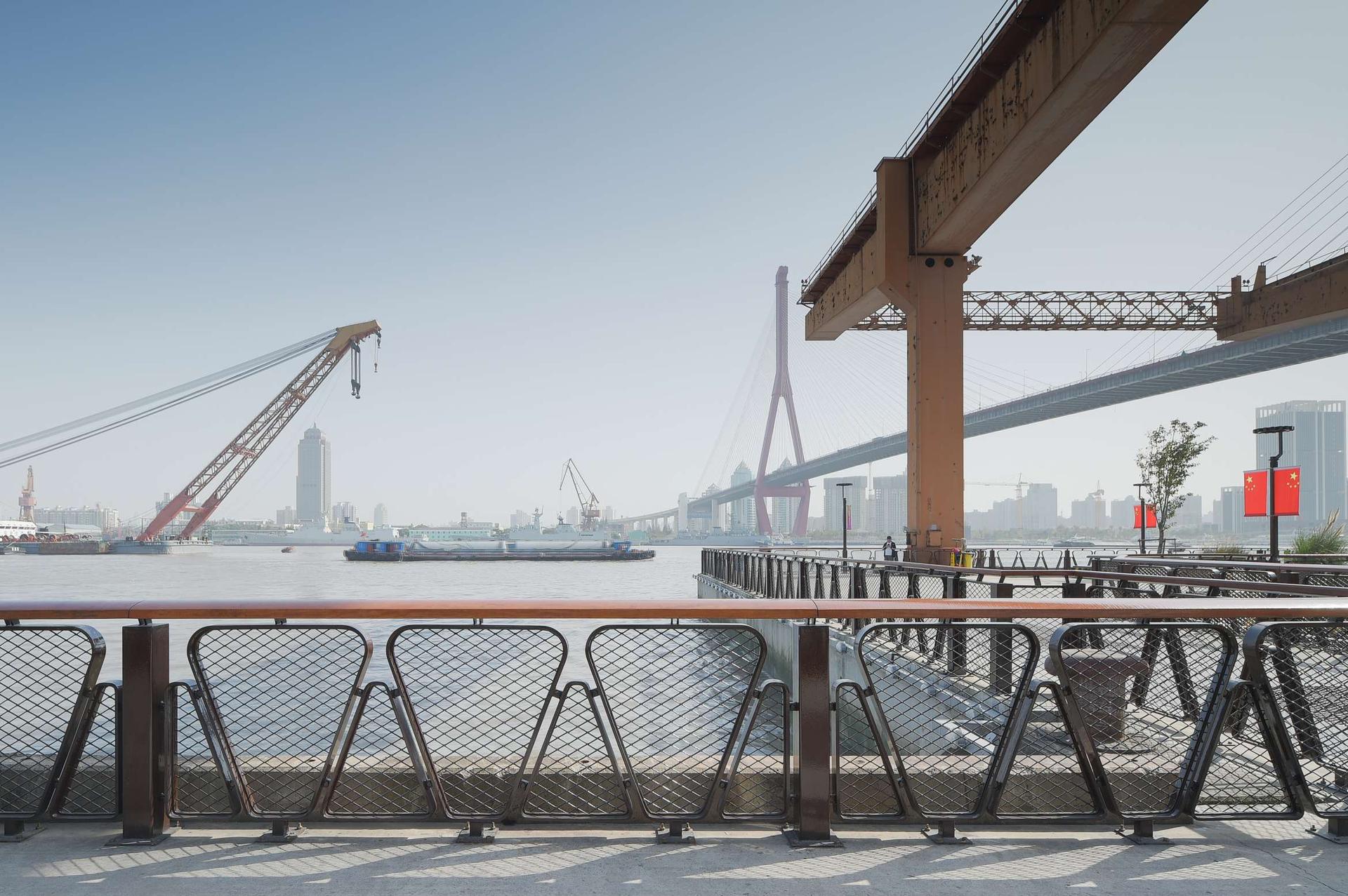 SHANGHAI YANGPU BINJIANG PUBLIC SPACE - image 2