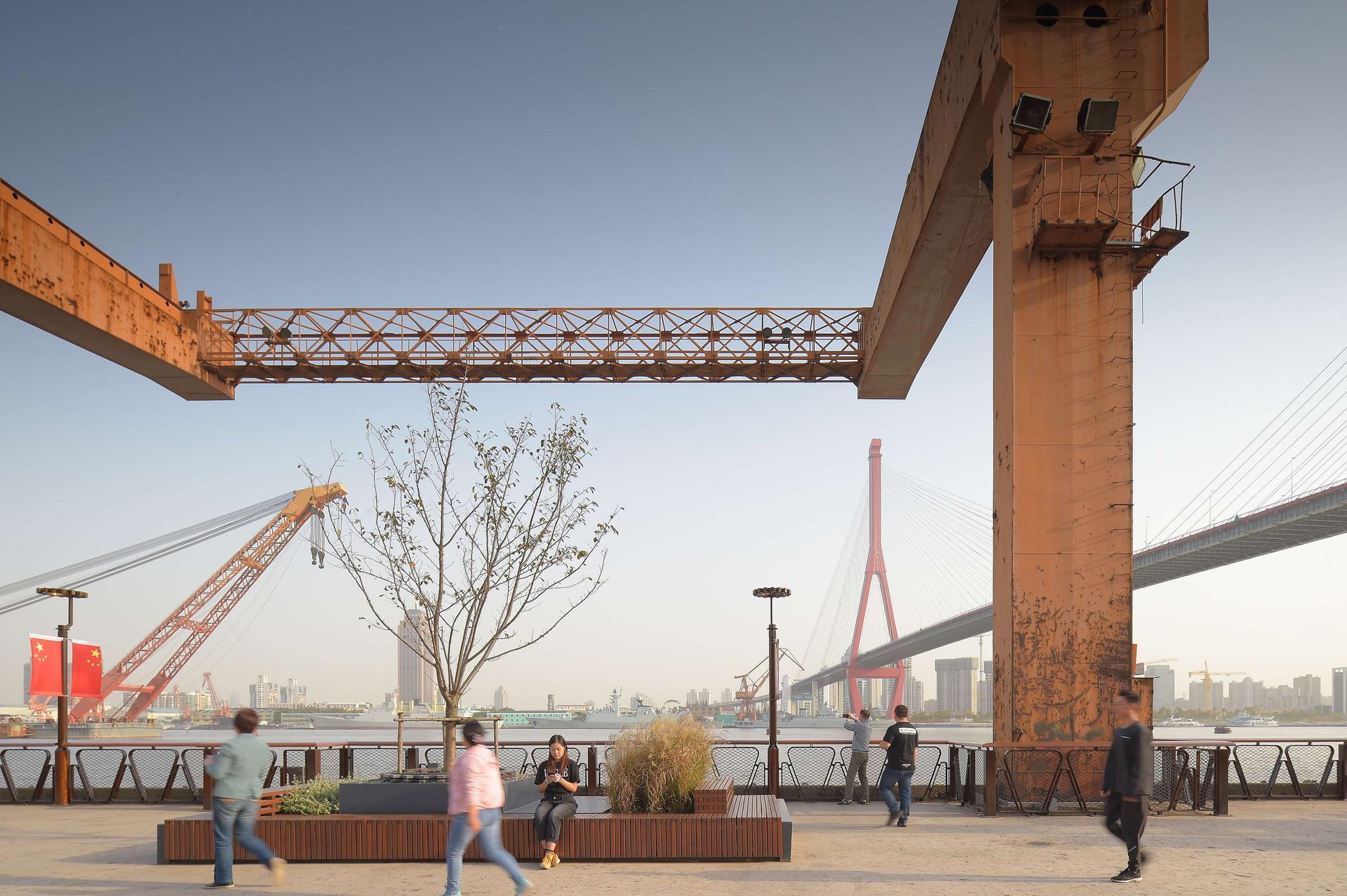 SHANGHAI YANGPU BINJIANG PUBLIC SPACE - image 3