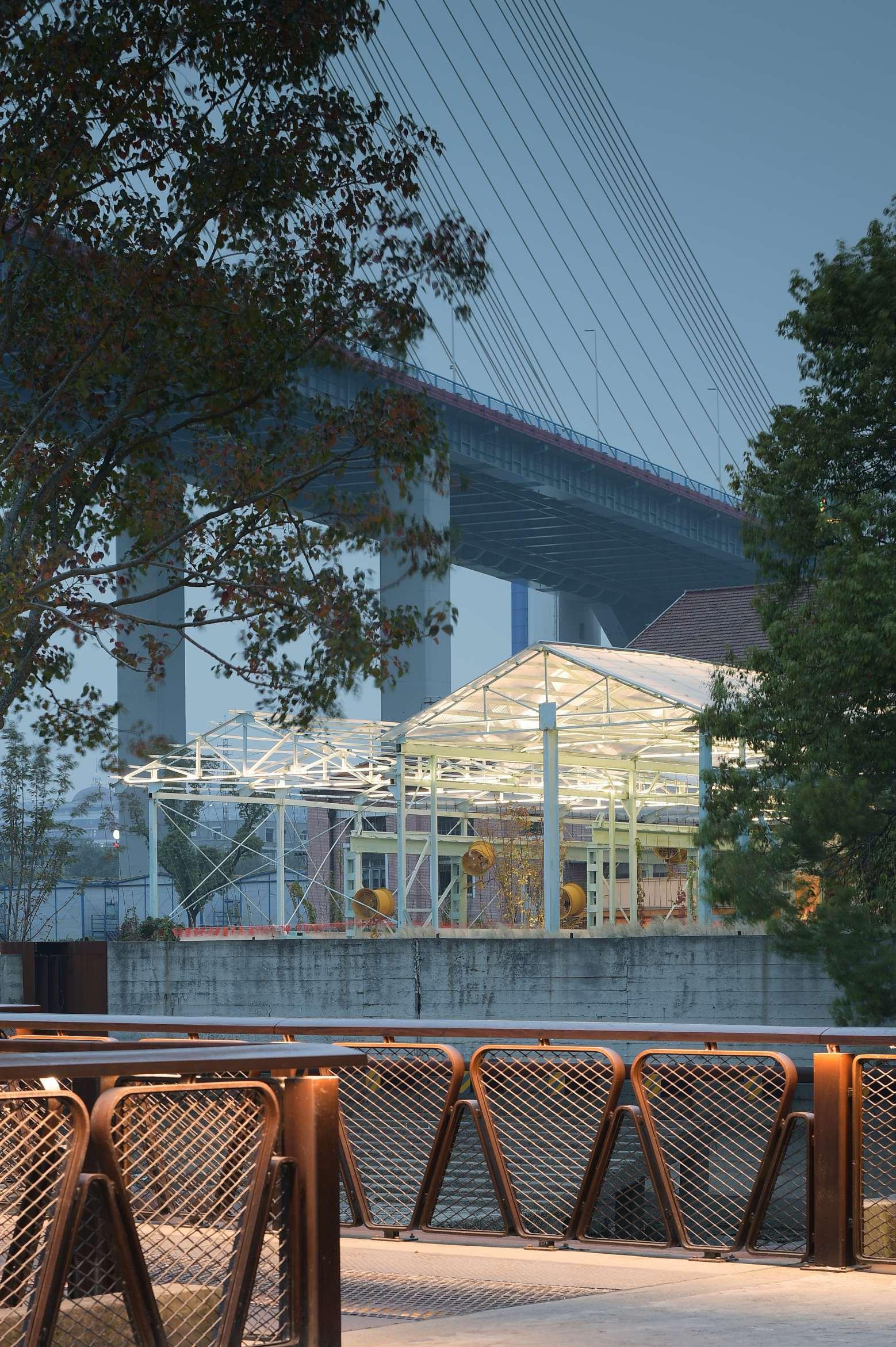 SHANGHAI YANGPU BINJIANG PUBLIC SPACE - image 6