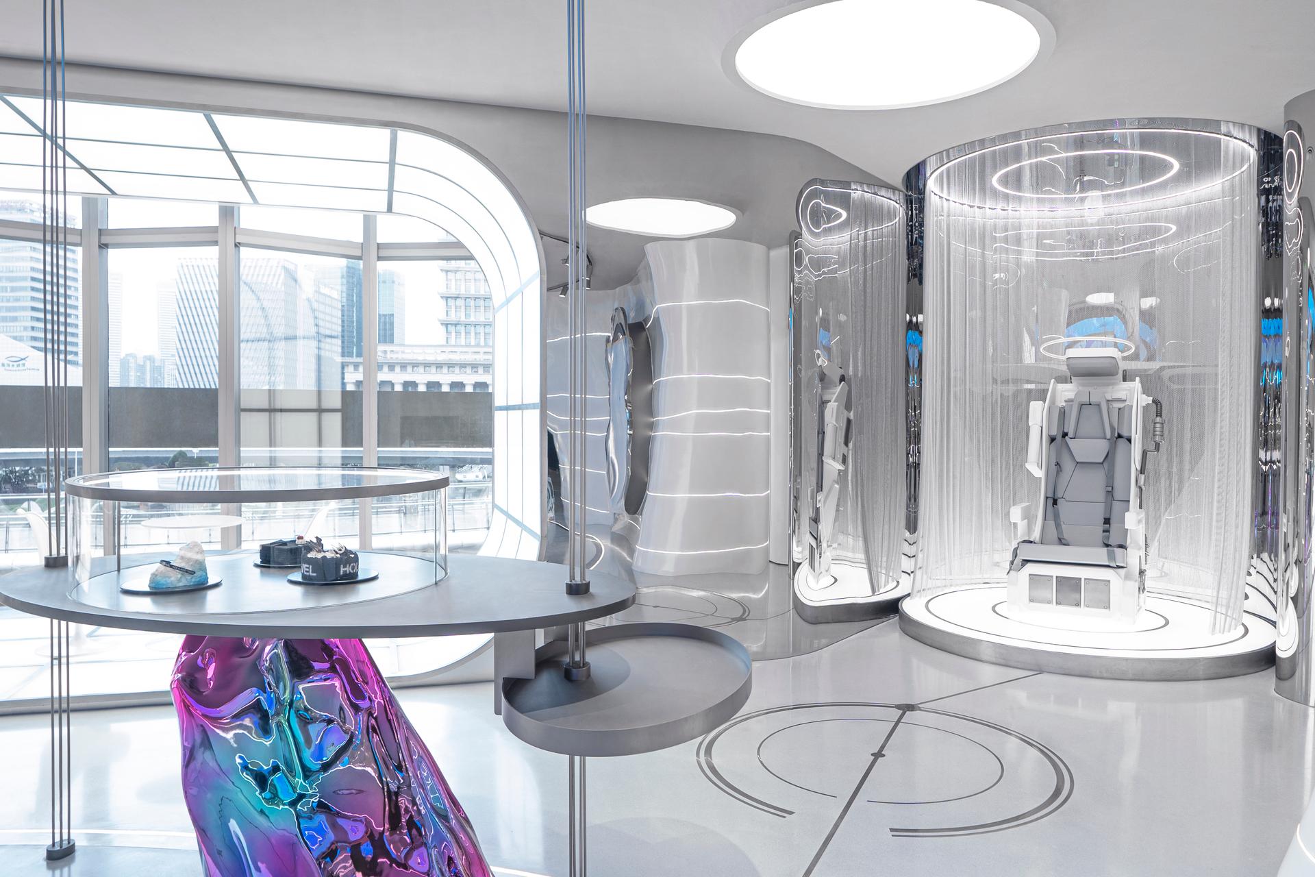 HOLILAND TRAVEL: Future Narrativism in the Multiverse - image 16