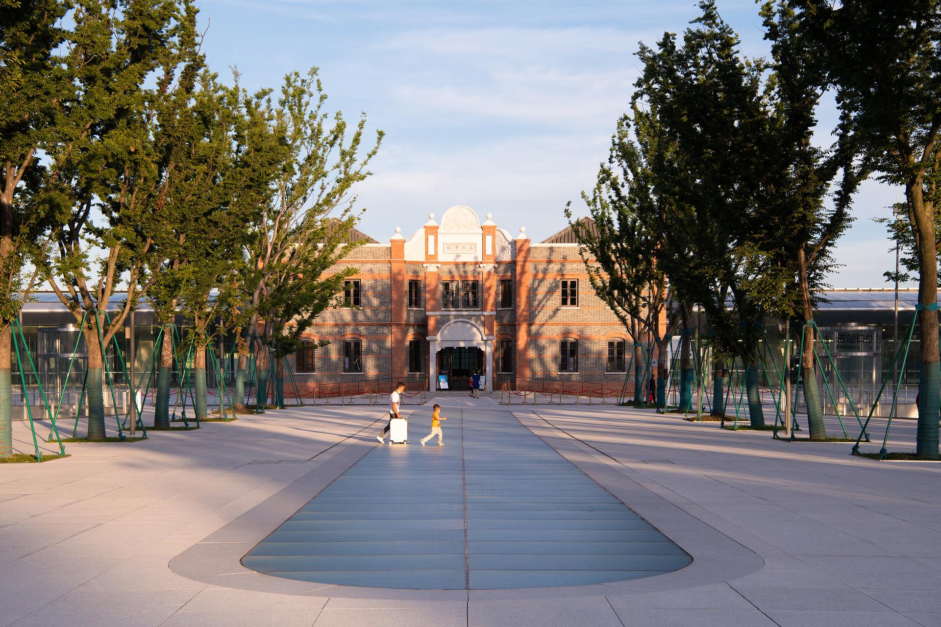 Jiaxing Train Station Park - image 6