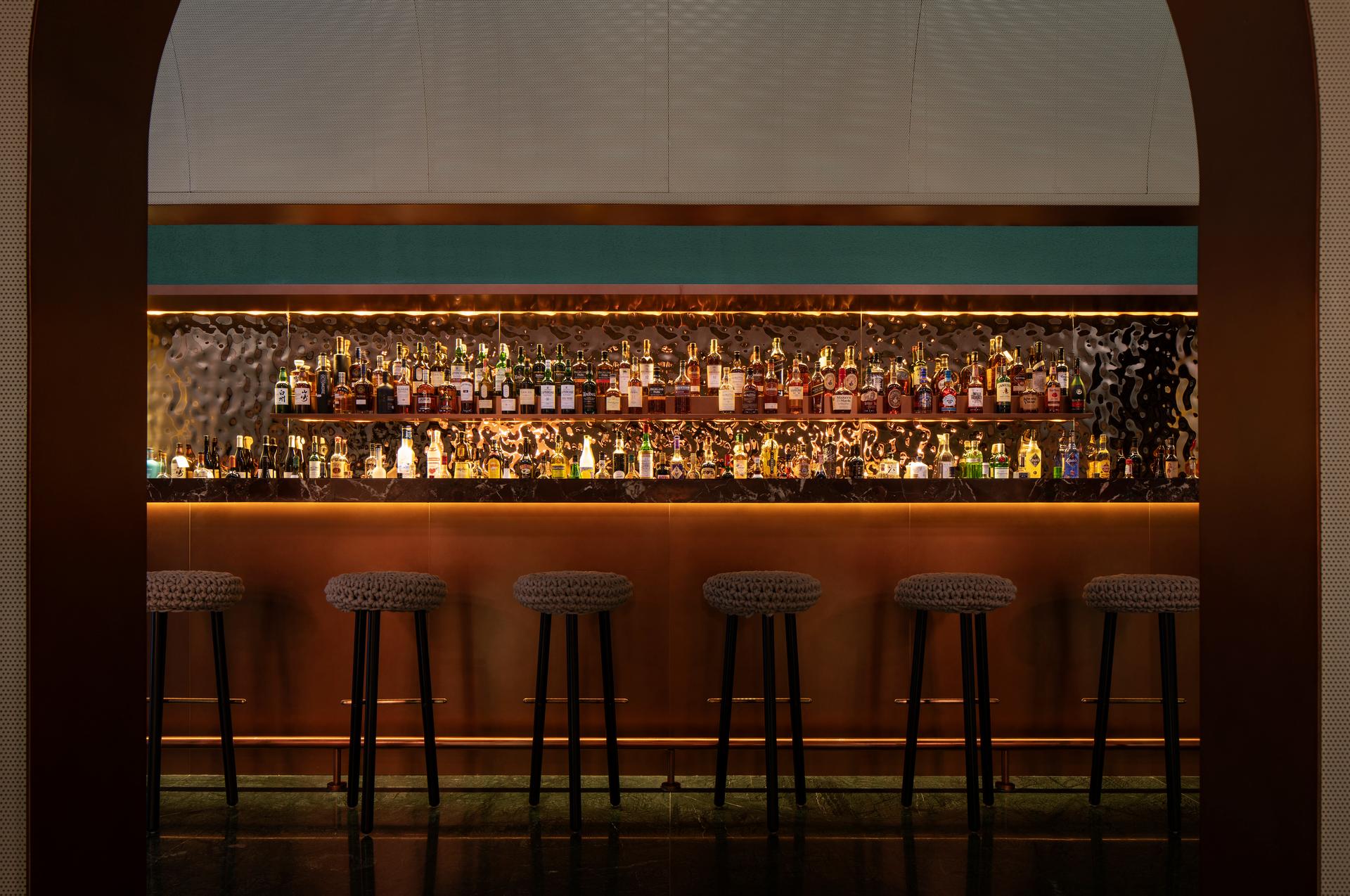 Bar Lotus - image 7