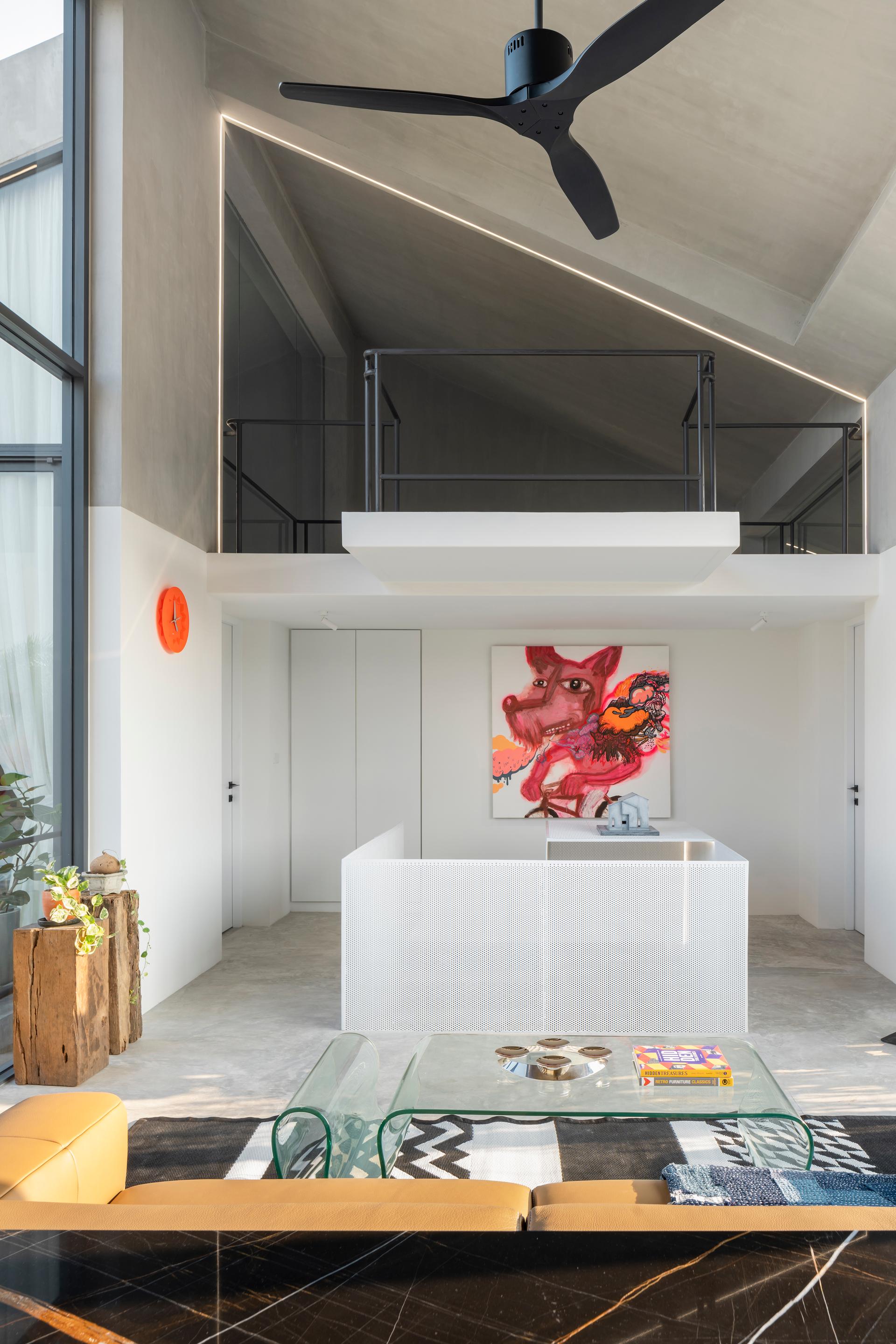 Reflection House - image 17