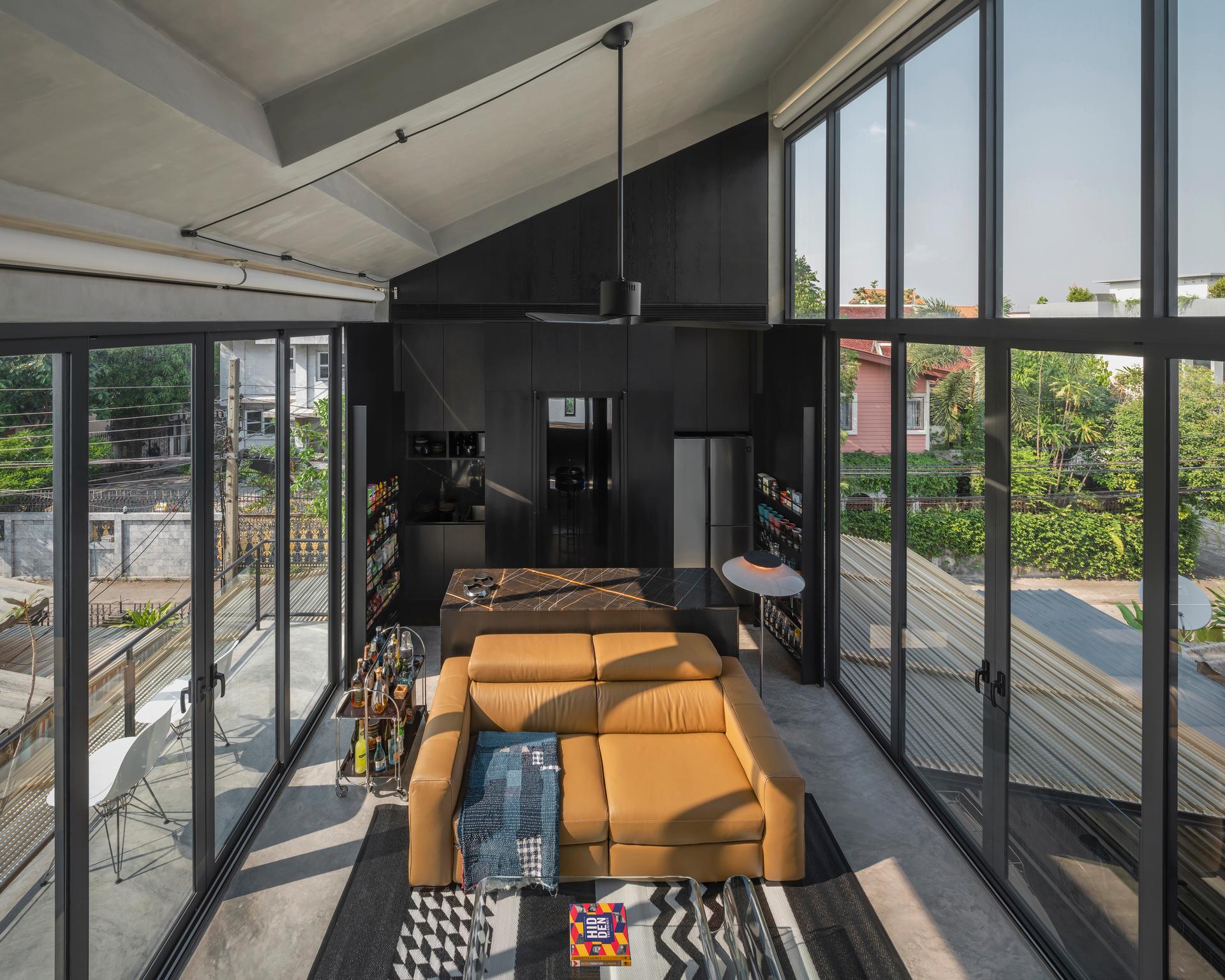 Reflection House - image 19