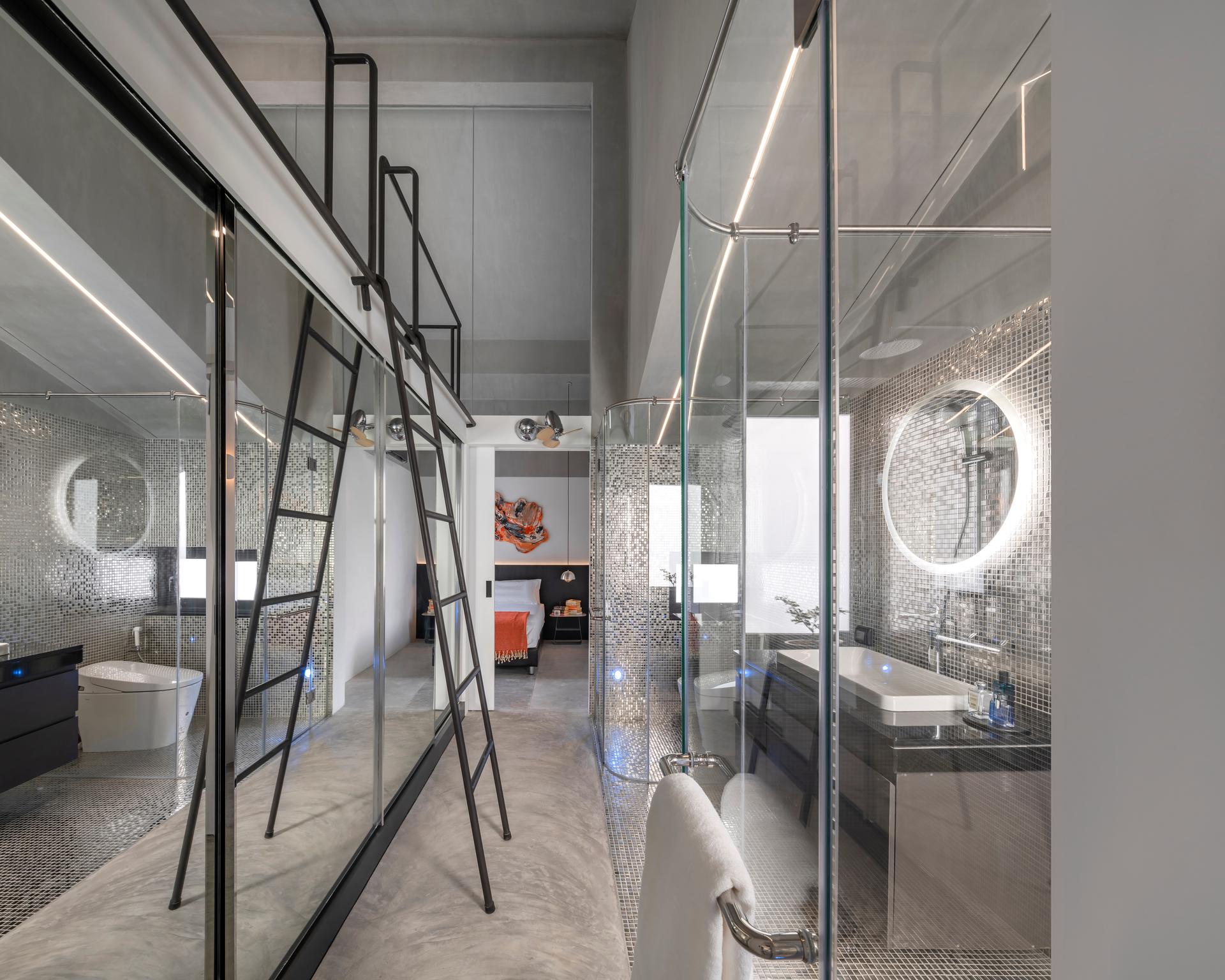 Reflection House - image 21