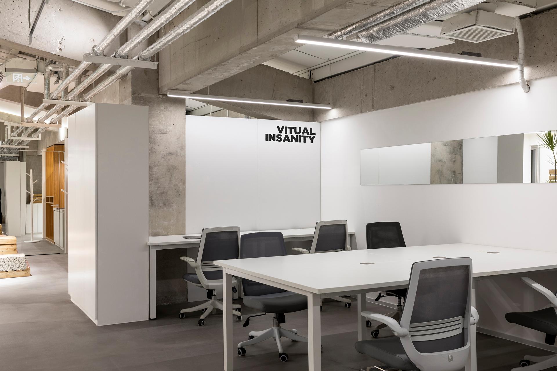 Ollie Studio Workplace Interior Design - image 36