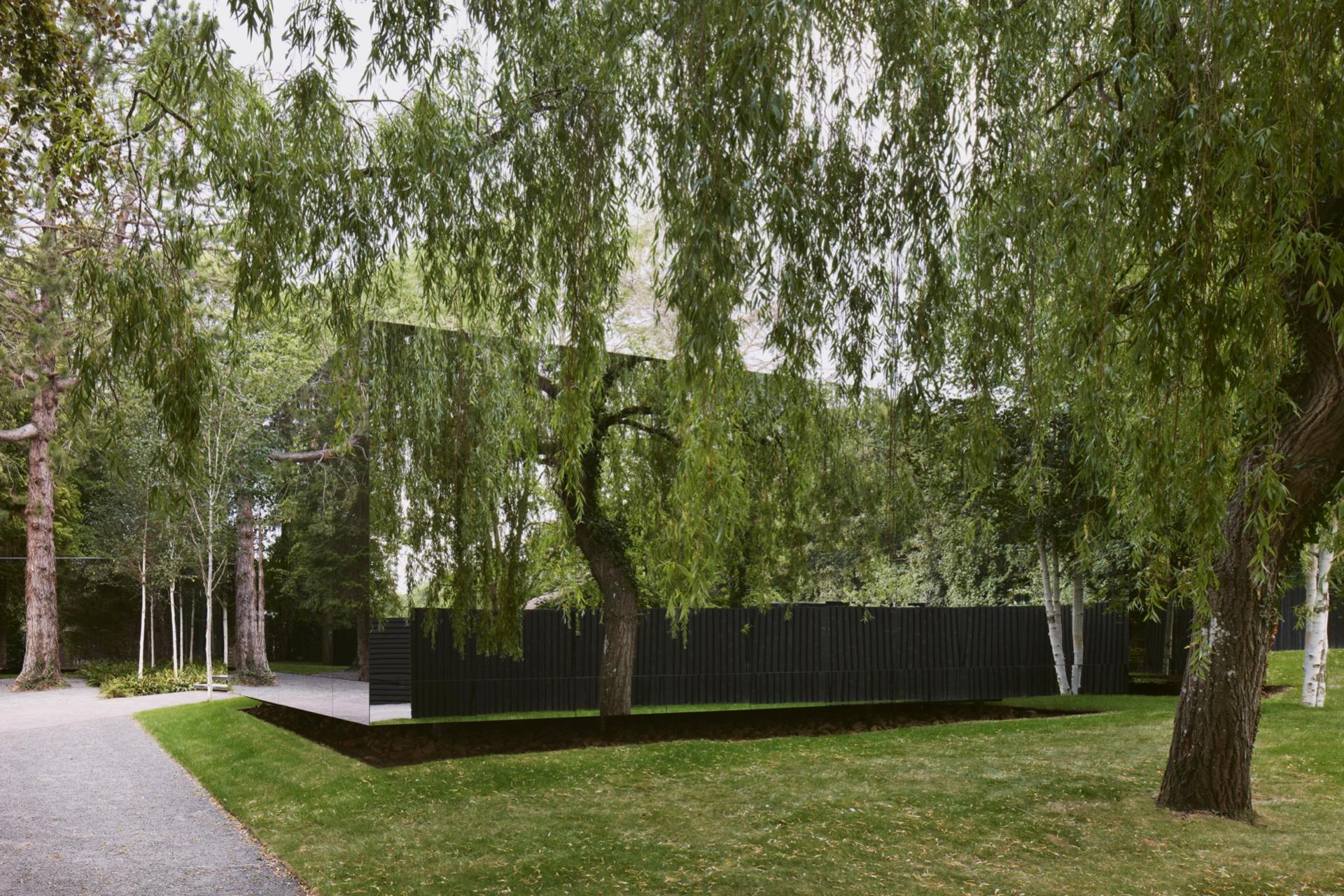 Invisible House - image 3