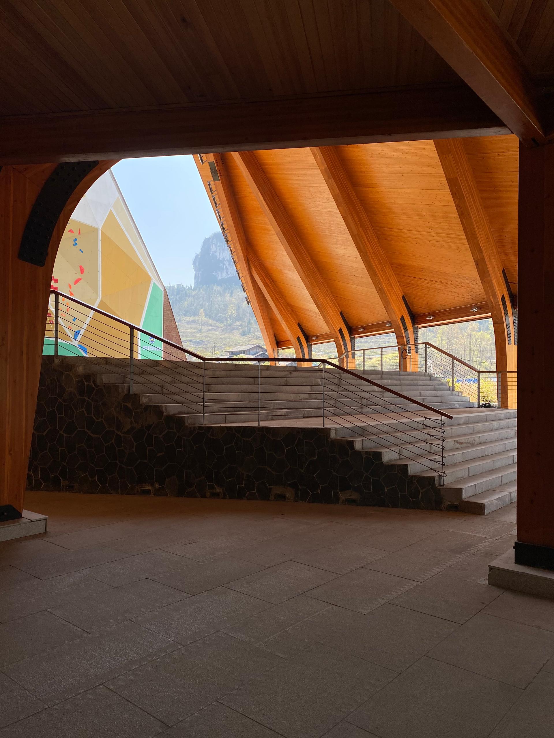 Getu Climbing Gymnasium of Ziyun - Twin Arch Timber Structure Salute to the Mountains - image 8