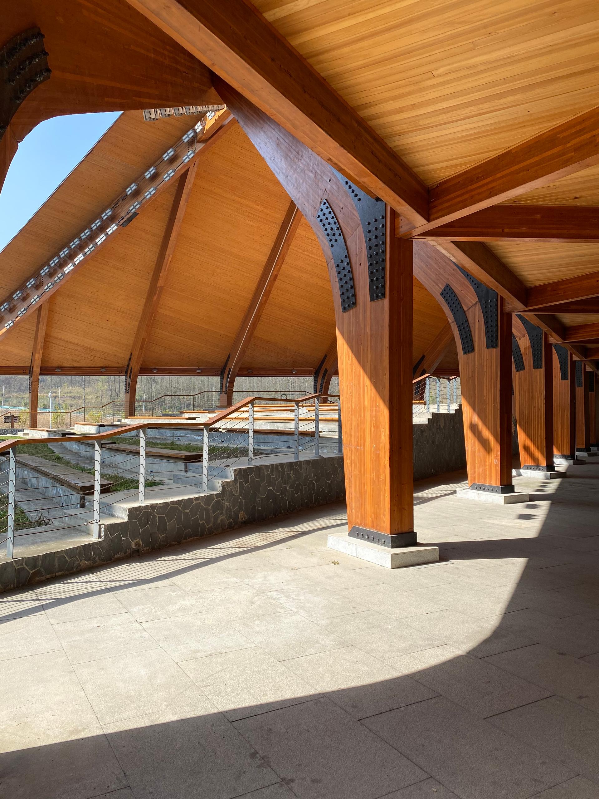 Getu Climbing Gymnasium of Ziyun - Twin Arch Timber Structure Salute to the Mountains - image 7