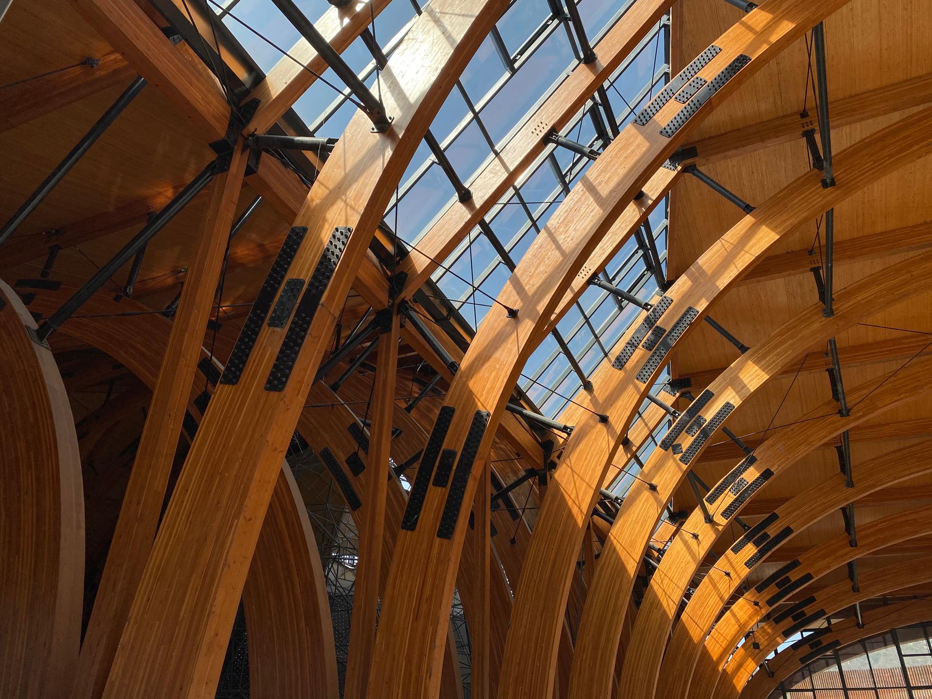 Getu Climbing Gymnasium of Ziyun - Twin Arch Timber Structure Salute to the Mountains