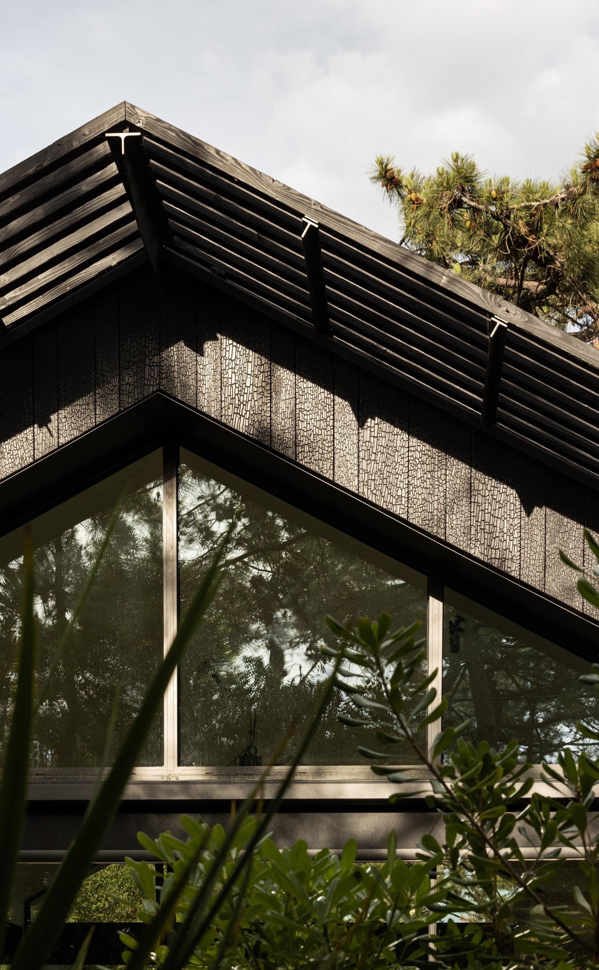 Wabi Sabi House - image 9