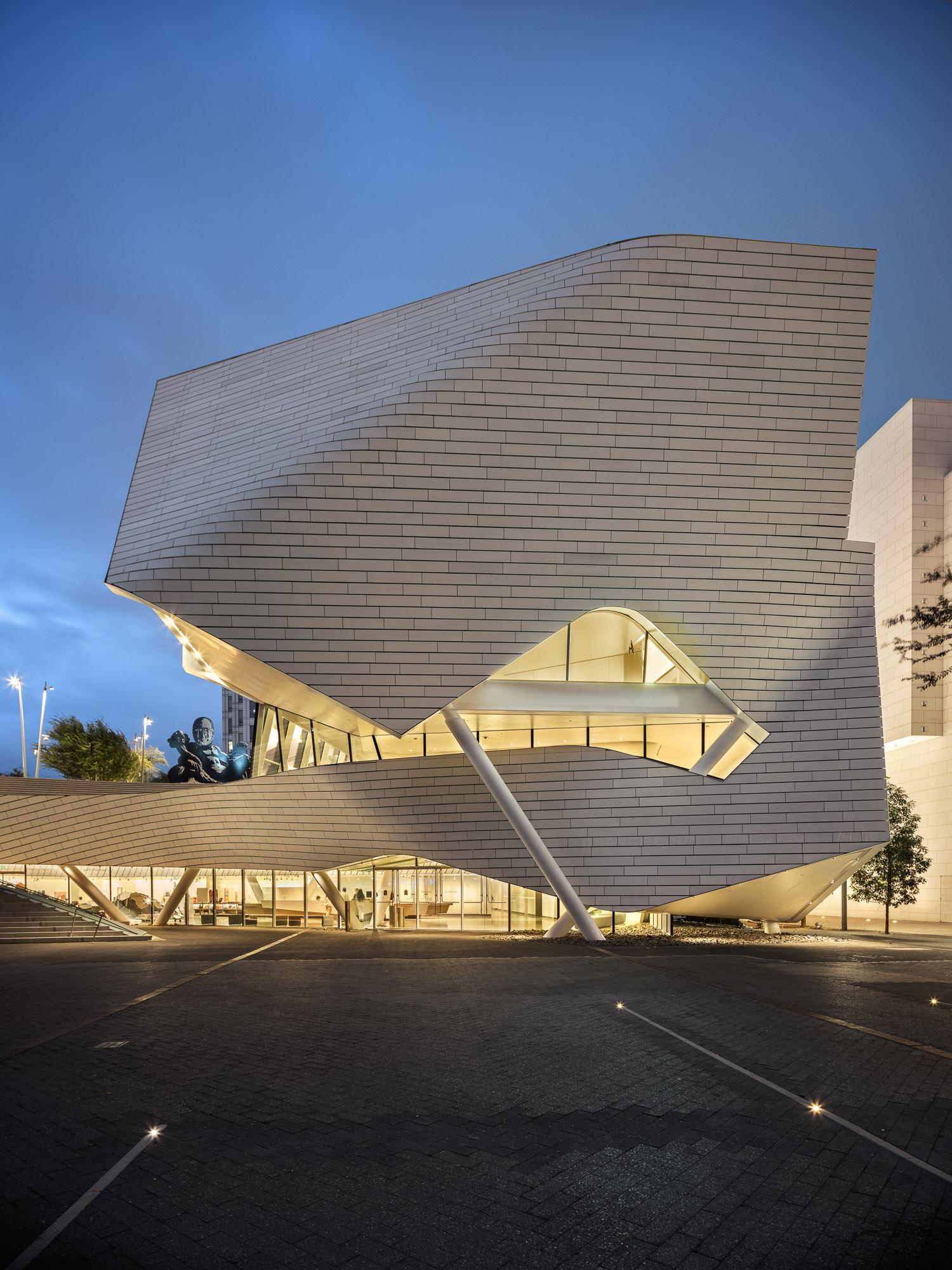 Orange County Museum of Art - image 3
