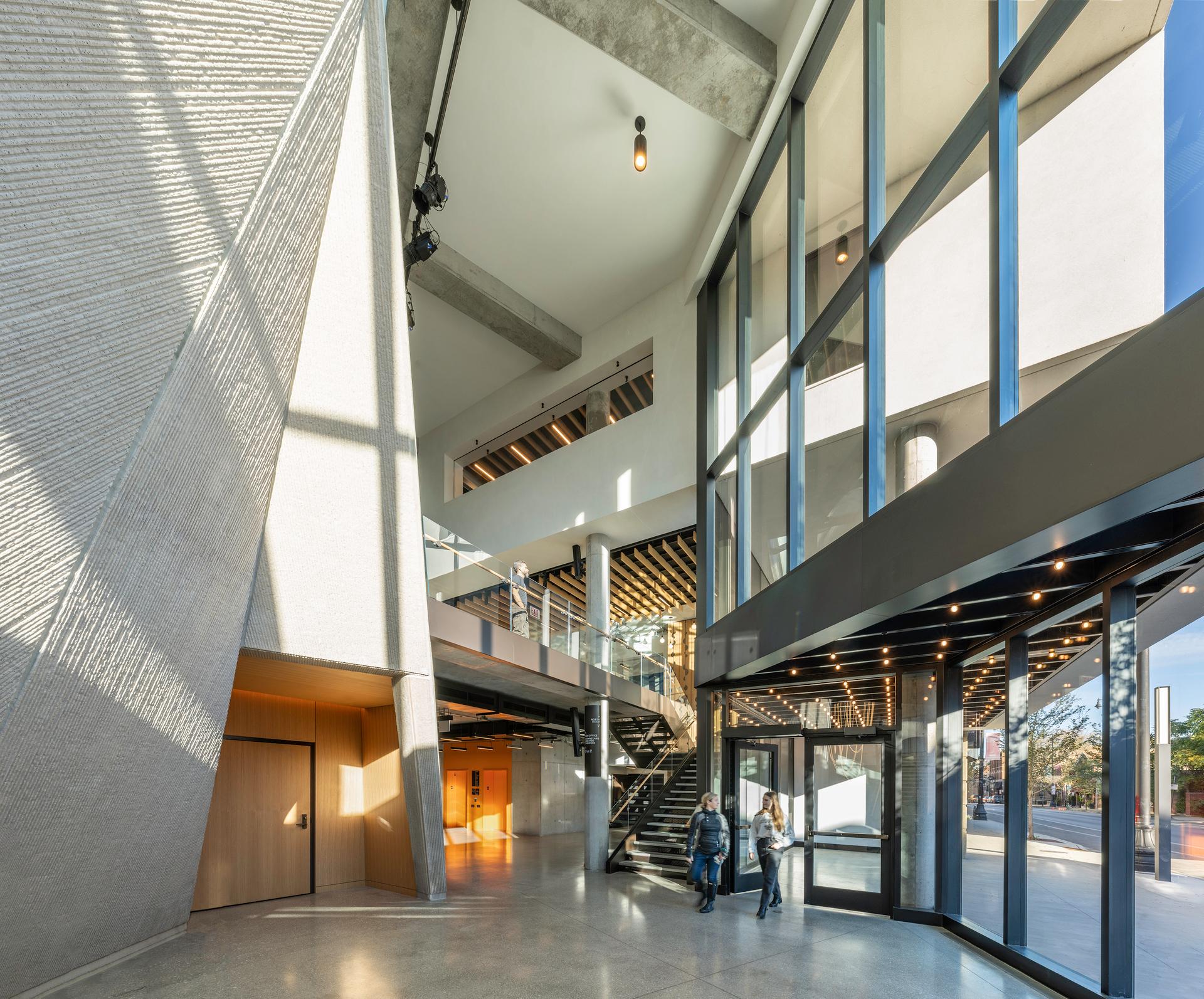 Steppenwolf Theatre Campus Expansion - image 10