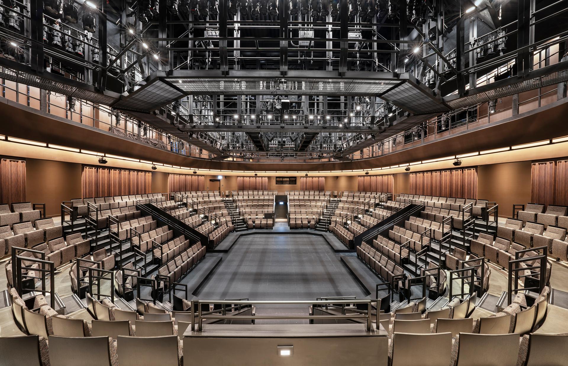 Steppenwolf Theatre Campus Expansion - image 16