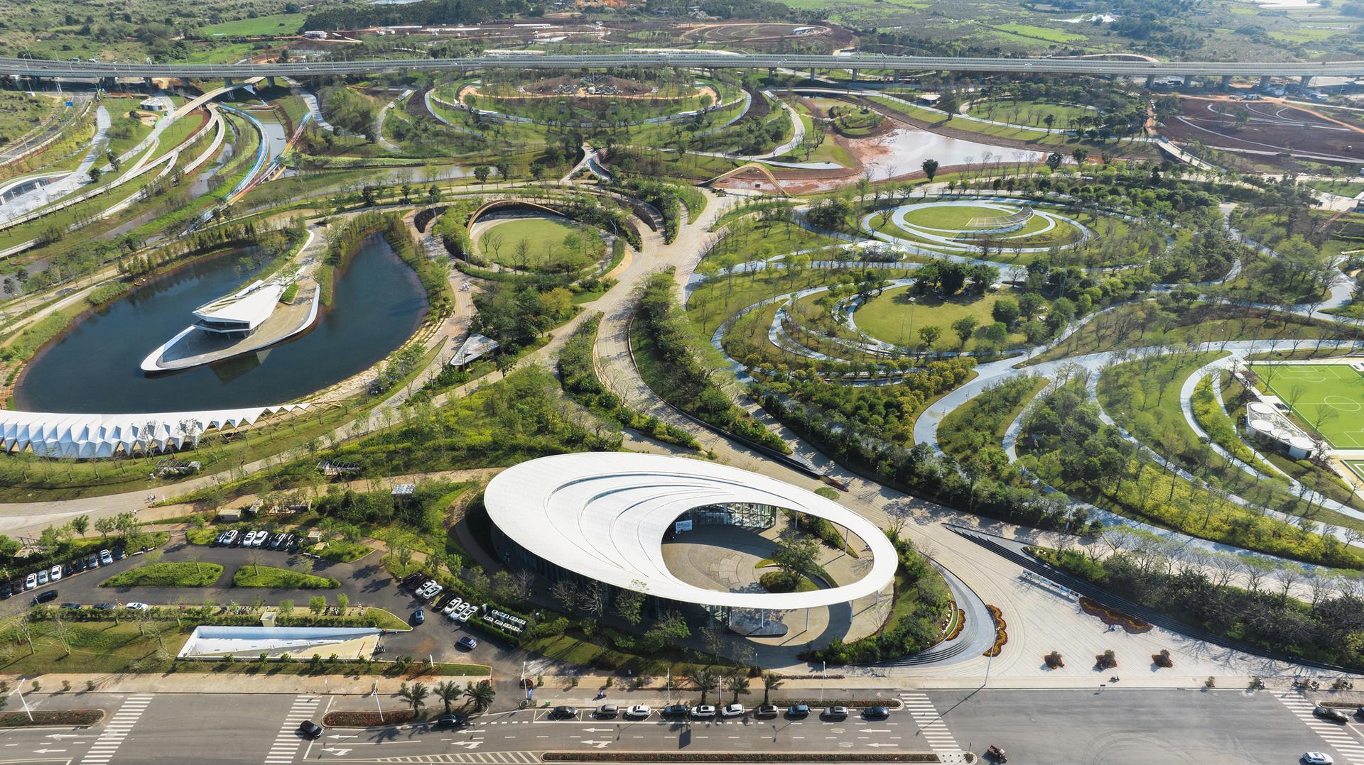 Haikou Xixiu Park Visitor Center - image 4