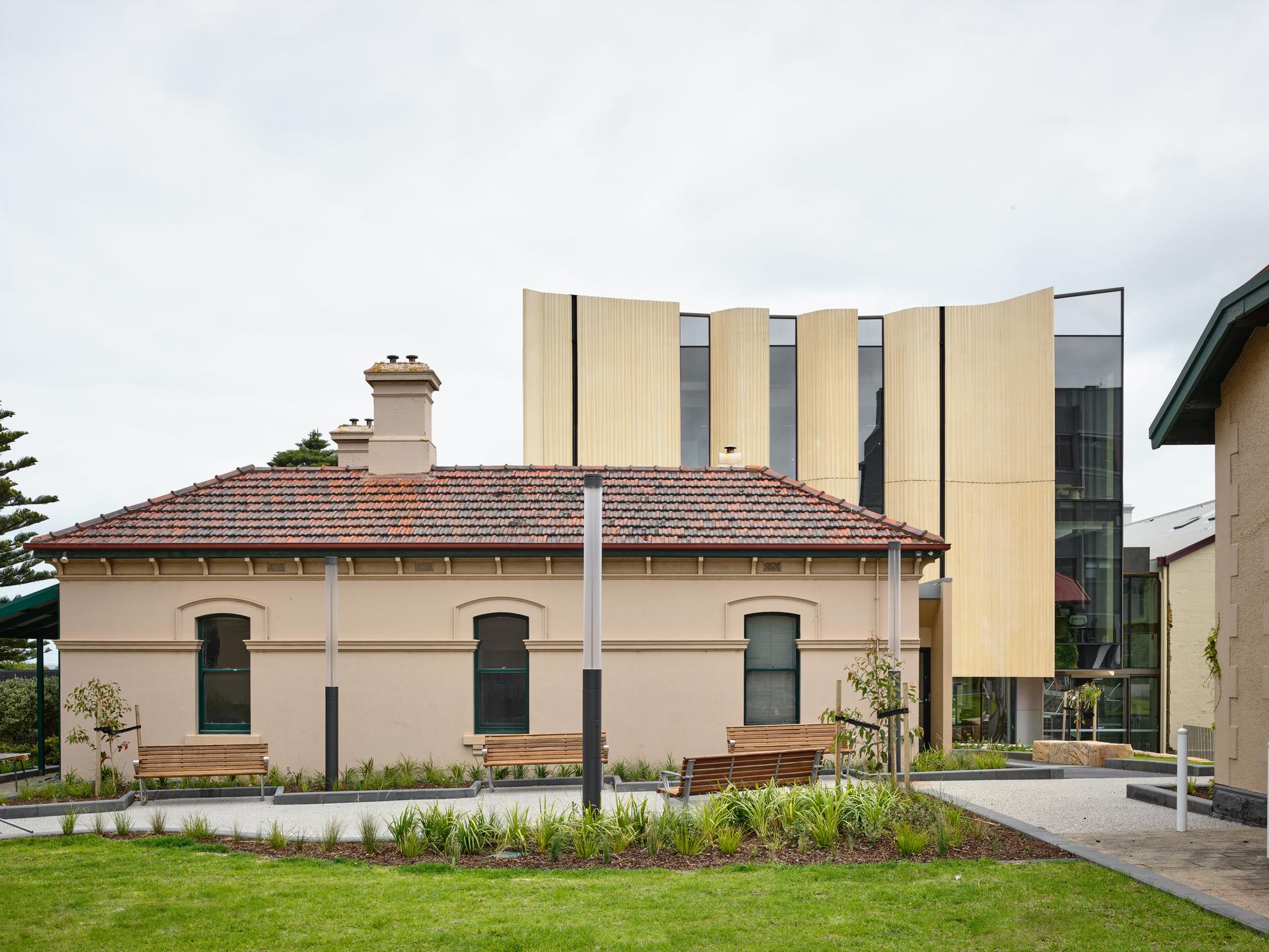 Warrnambool Library and Learning Centre - image 9